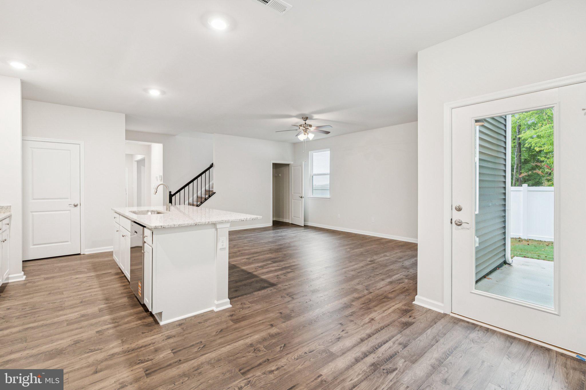 LADYSMITH VILLAGE - Residential