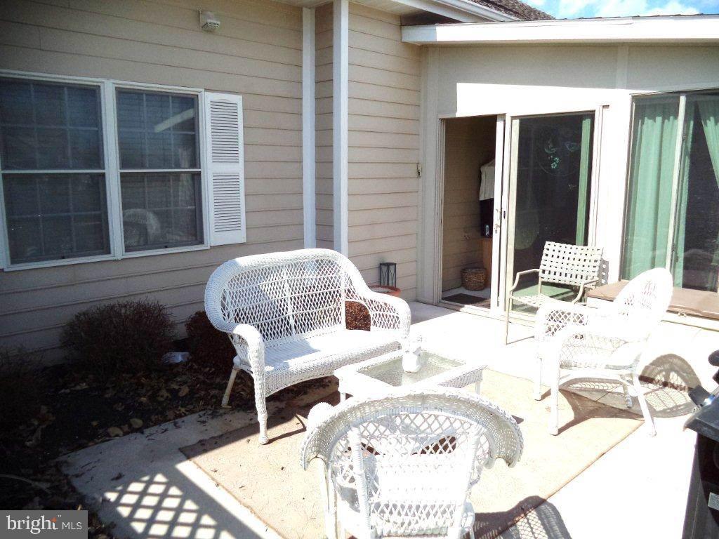 SPRING MEADOWS - Residential