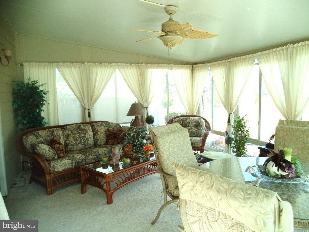 SPRING MEADOWS - Residential