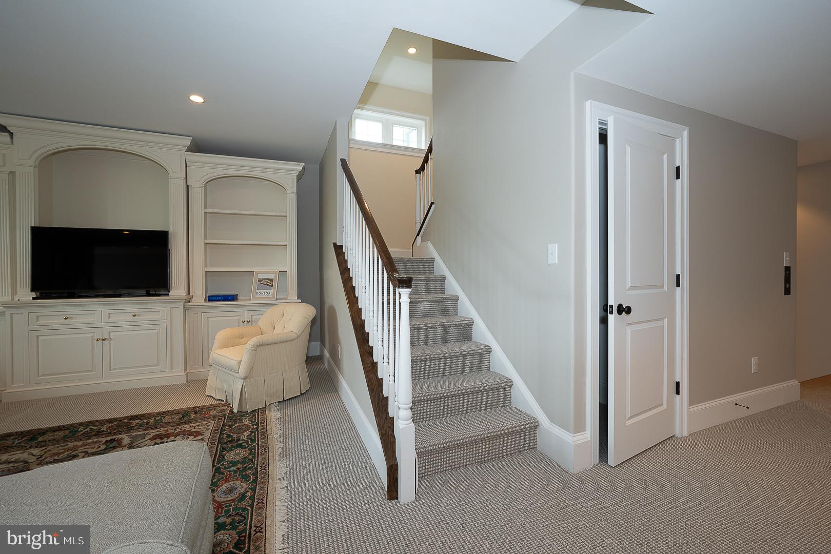 CHAPEL HILL - Residential