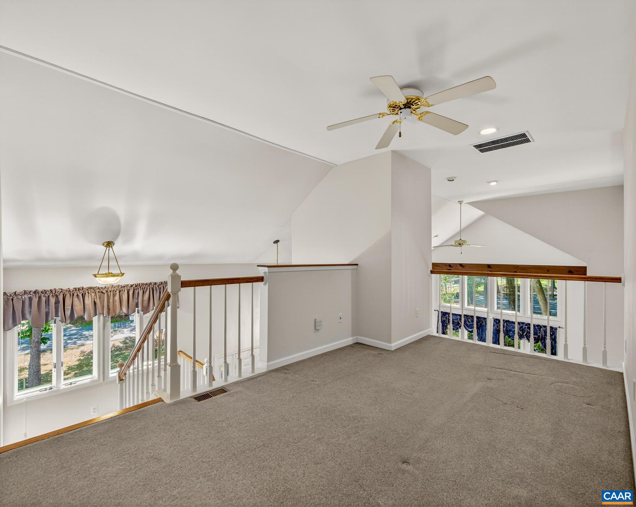 LAKE MONTICELLO - Residential