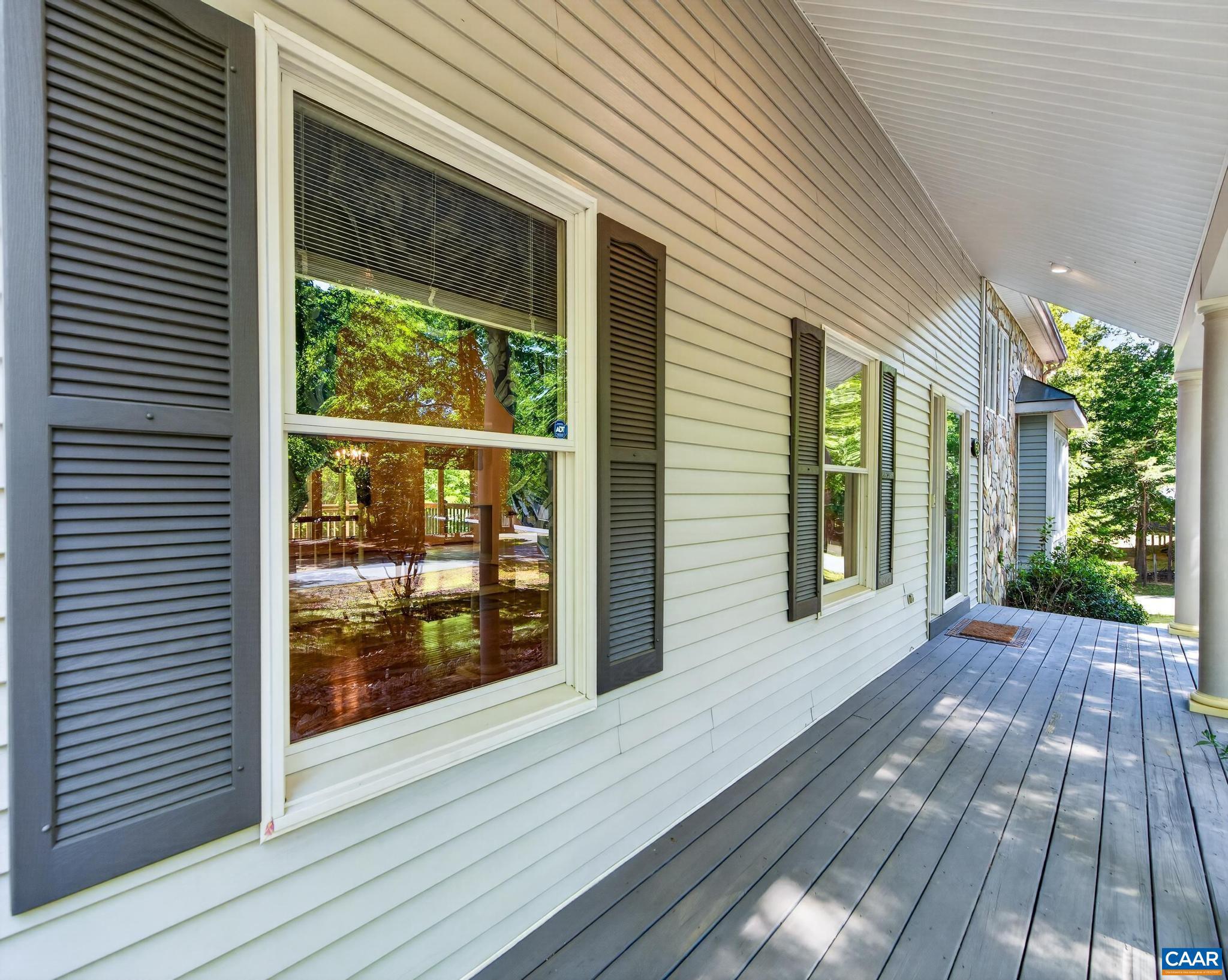 LAKE MONTICELLO - Residential