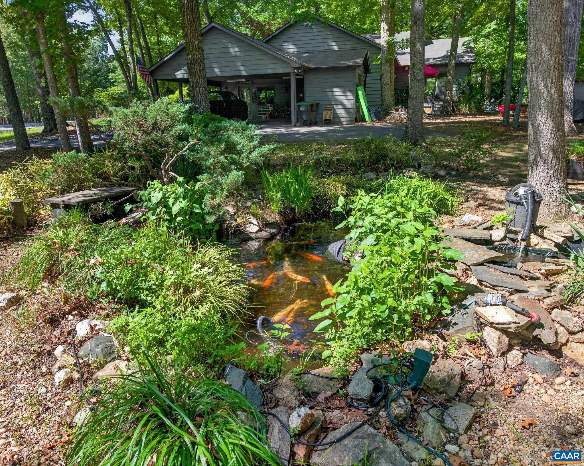 LAKE MONTICELLO - Residential