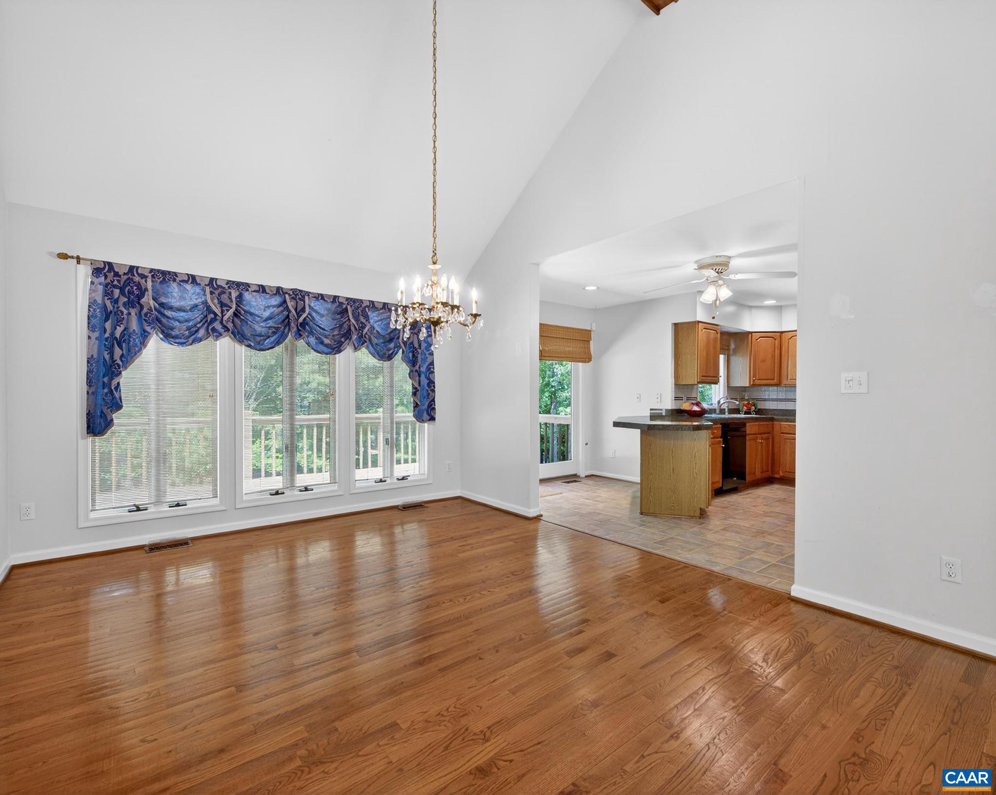 LAKE MONTICELLO - Residential