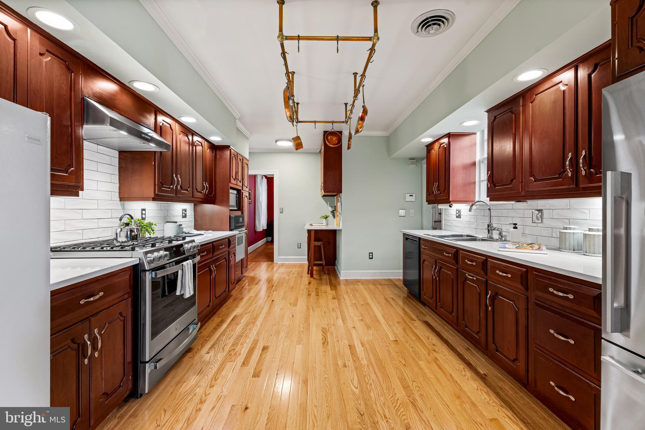 HOMELAND HISTORIC DISTRICT - Residential