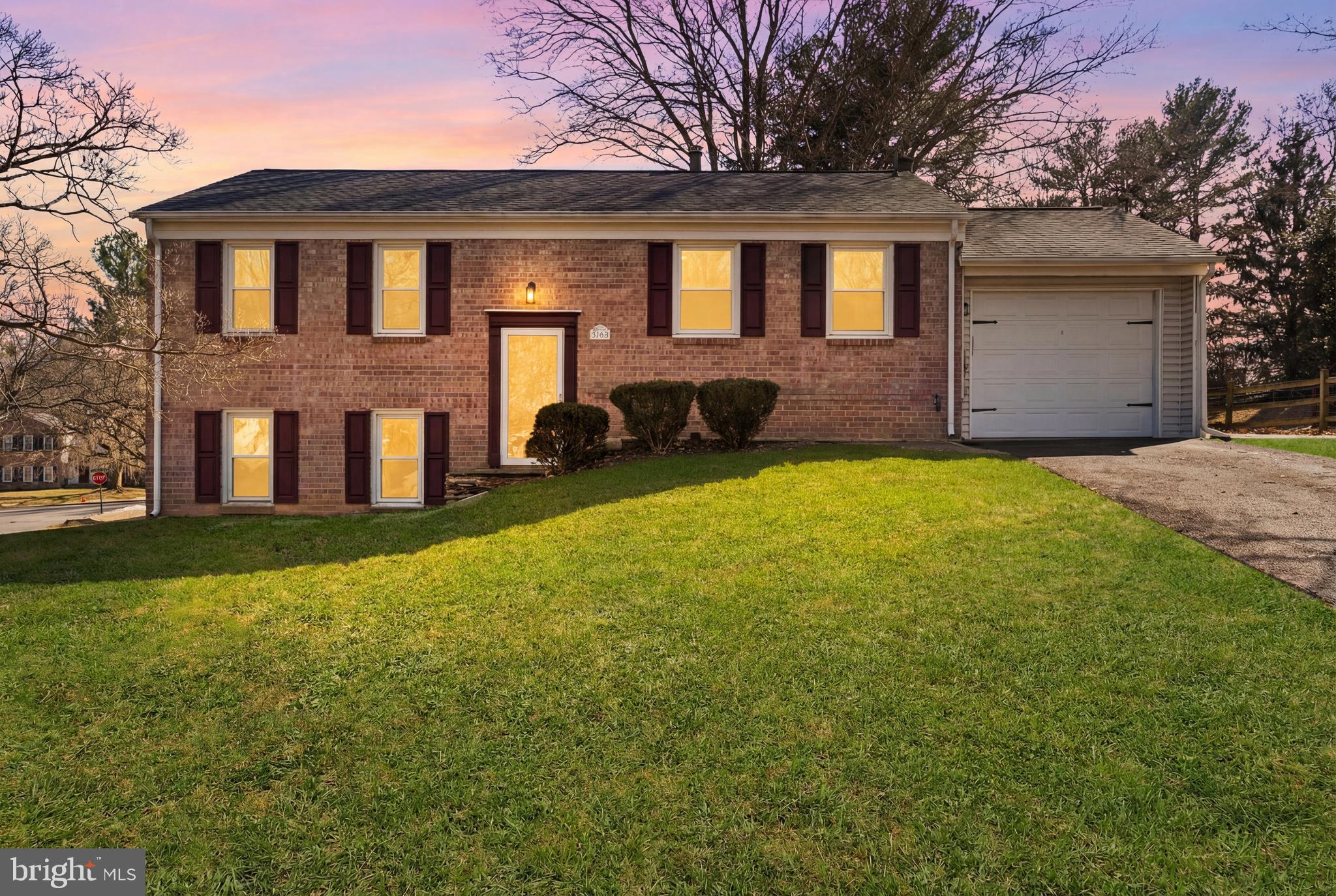 Beautifully updated move-in ready home on a premium corner lot in the highly sought-after Westleigh community of North Potomac. Features include a renovated kitchen with stainless steel appliances, updated cabinetry, hardwood floors, abundant natural light, and an open floor plan ideal for today's lifestyle. 

Spacious 4-bedroom, 2-bath layout with a bright walkout lower level featuring a stunning Italian stone fireplace, perfect for a recreation room, guest suite, or home office. Large rear deck with multiple access points overlooks the backyard, providing excellent space for outdoor entertaining. One-car garage, oversized driveway, and ample storage. Conveniently located near Dufief Local Park, community pool, shopping, dining, I-270, ICC, and Shady Grove Metro. 

This is an excellent opportunity for buyers seeking a  North Potomac home, an updated single-family home, a walkout basement, hardwood floors, a modern kitchen, and an unbeatable Montgomery County location.
