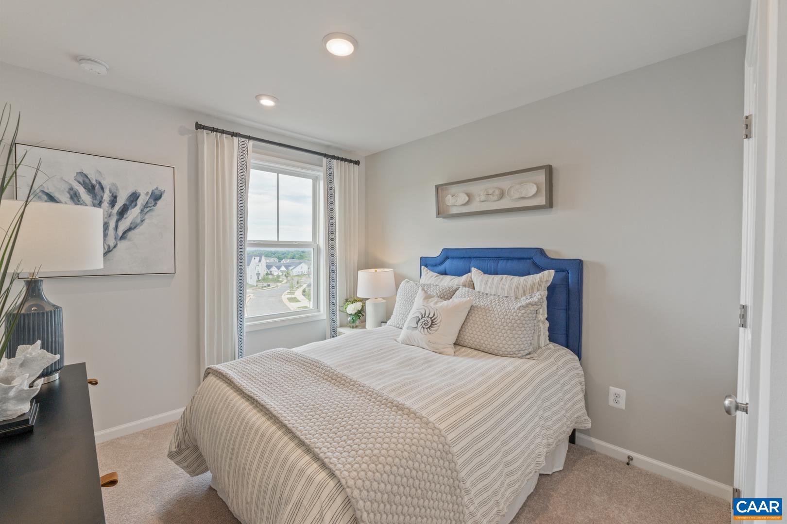 PLEASANT GREEN - Residential