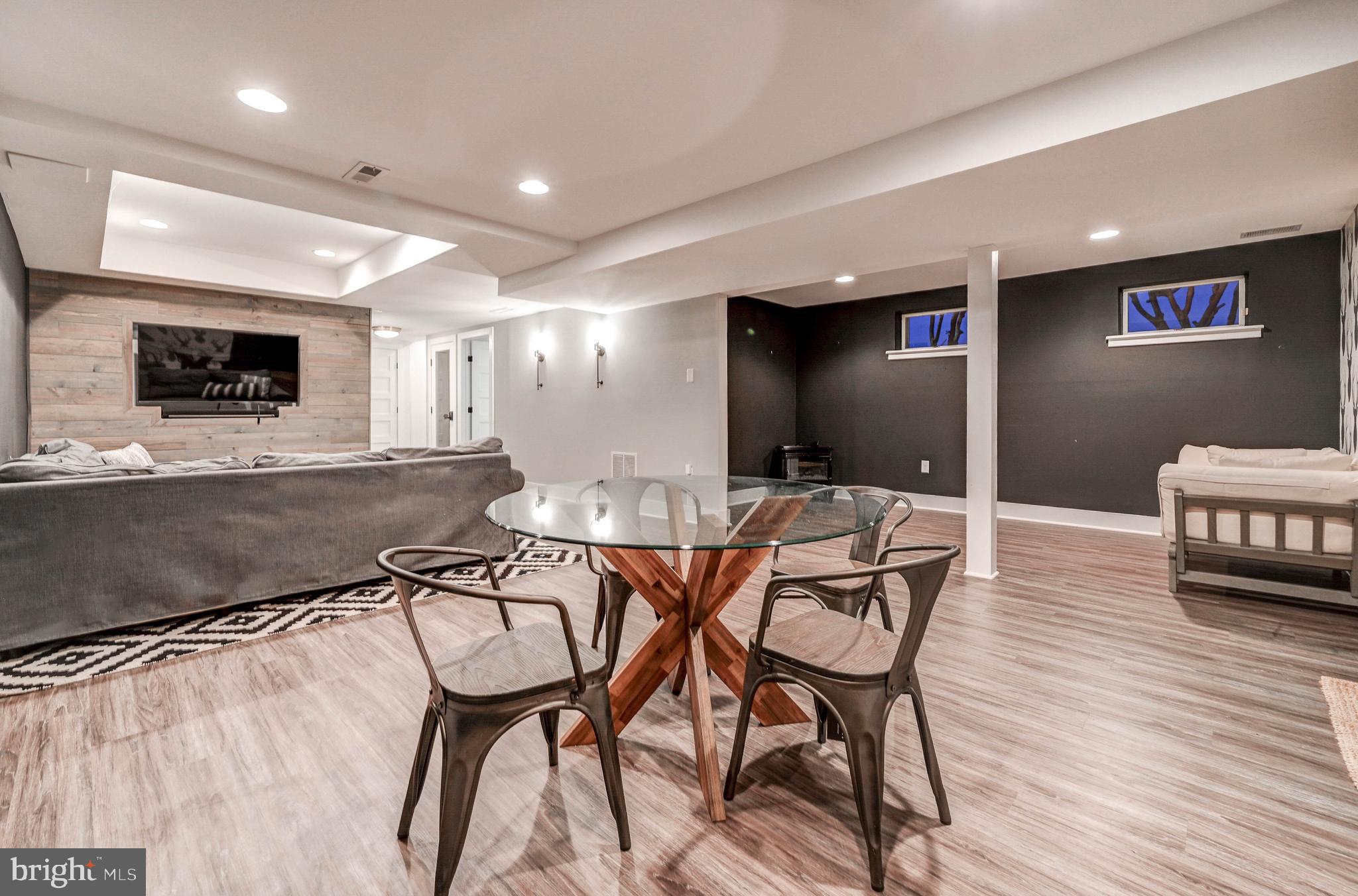 PINEY BRANCH FARMS - Residential