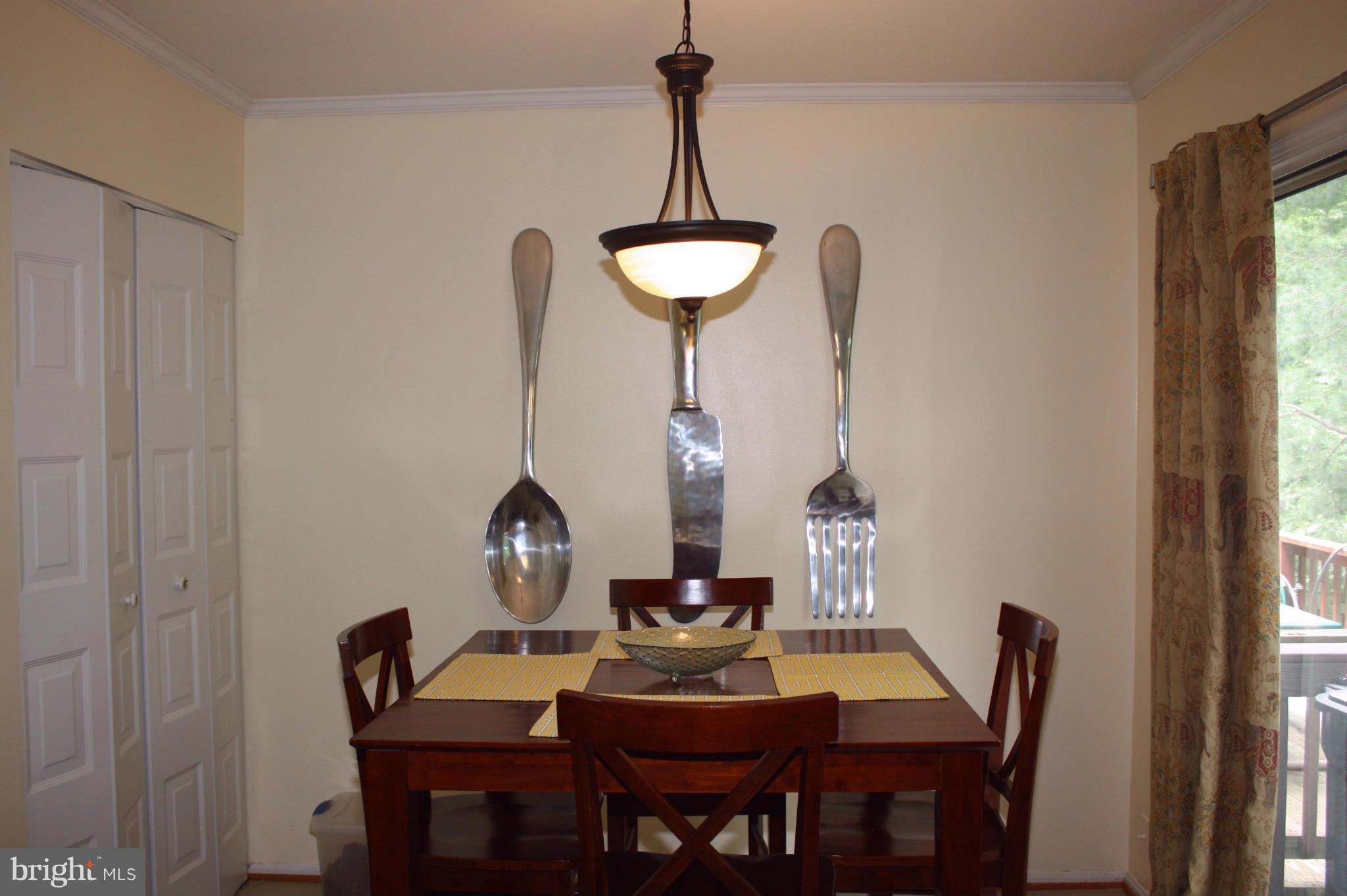 WOODLAND HILLS - Residential