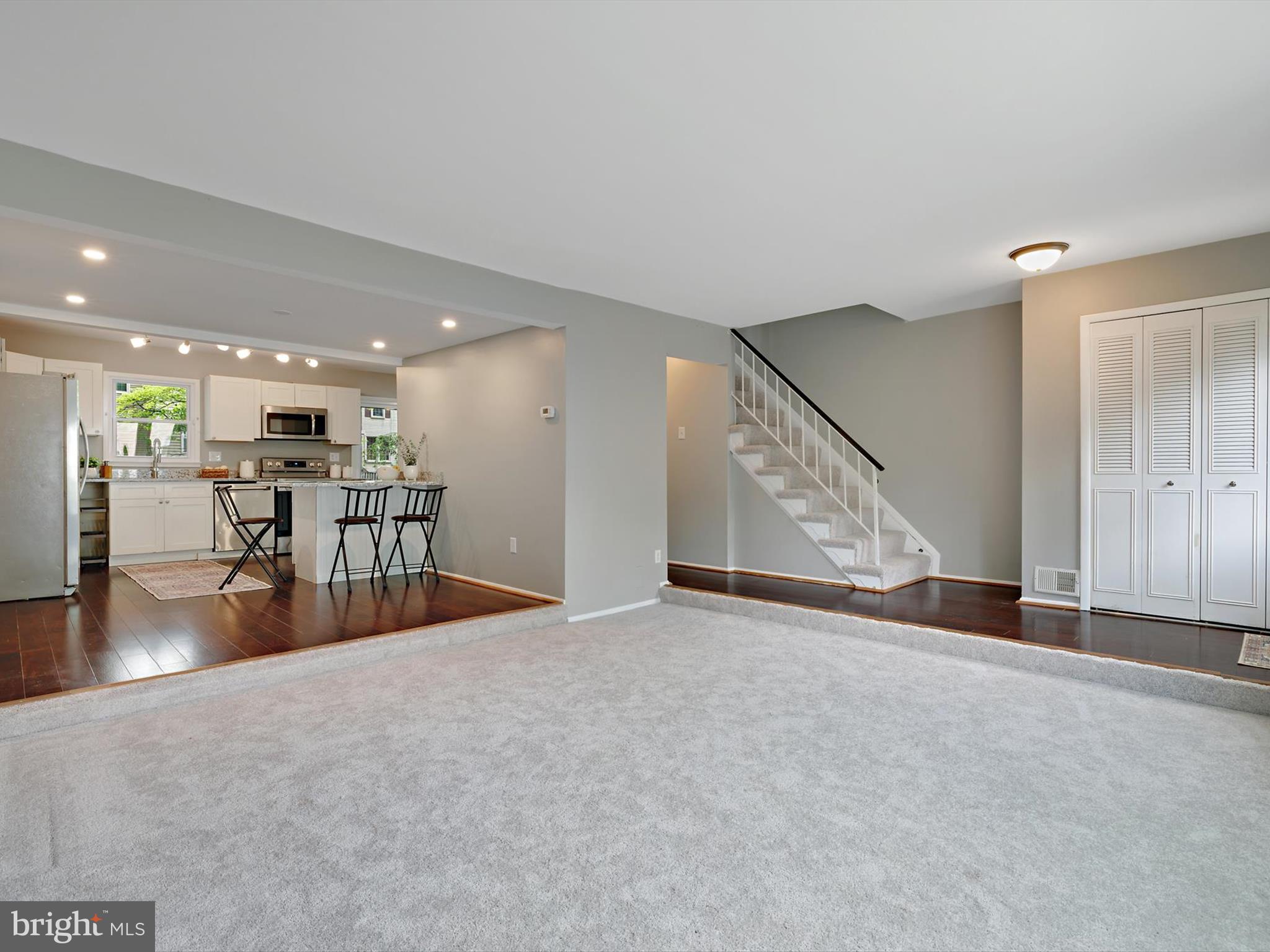 CROFTON COMMONS - Residential