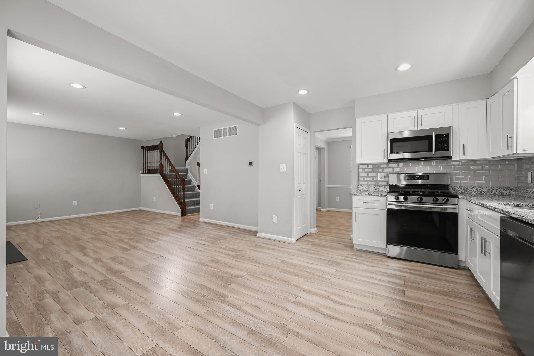 BLOOMINGDALE HEIGHTS - Residential
