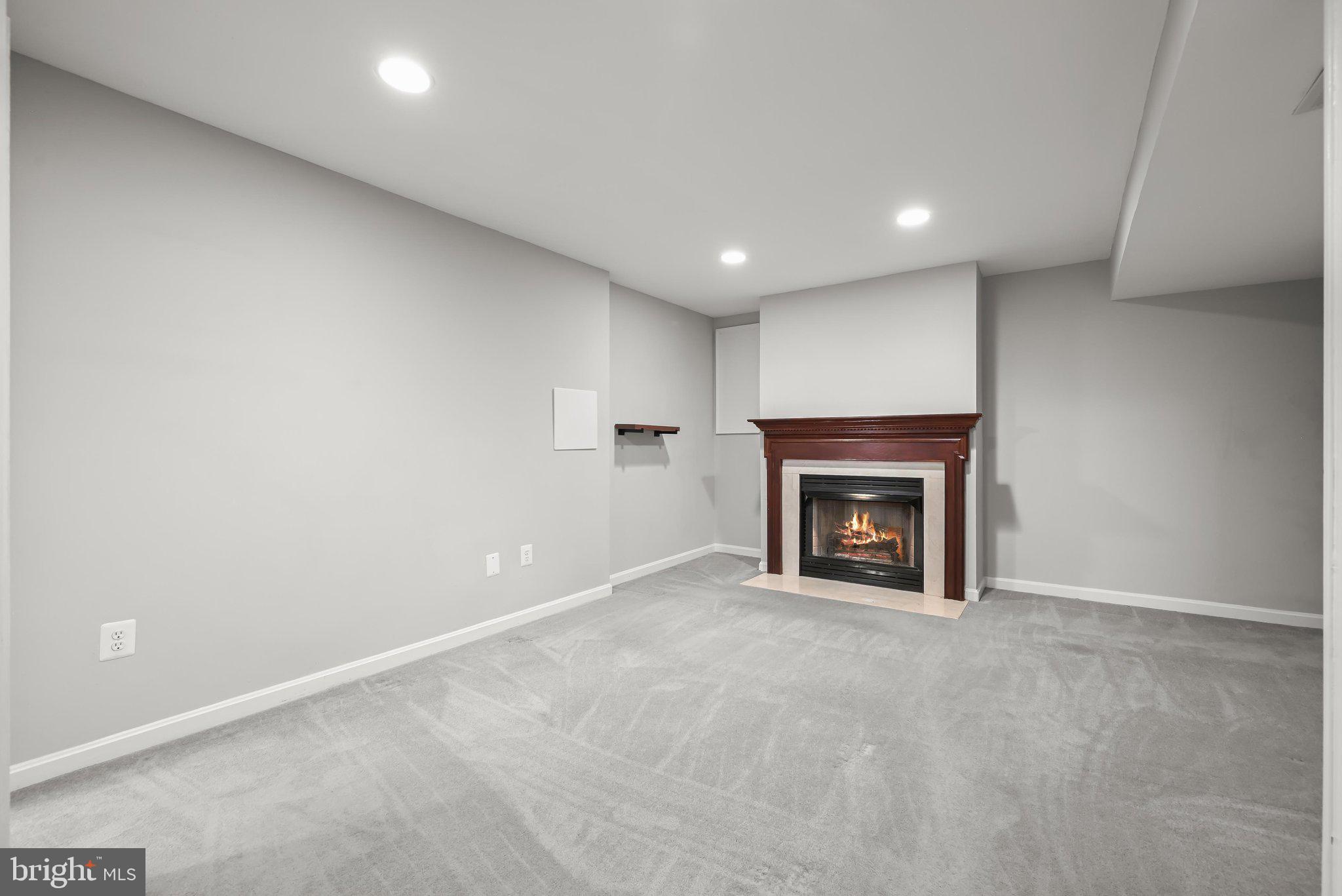 BLOOMINGDALE HEIGHTS - Residential