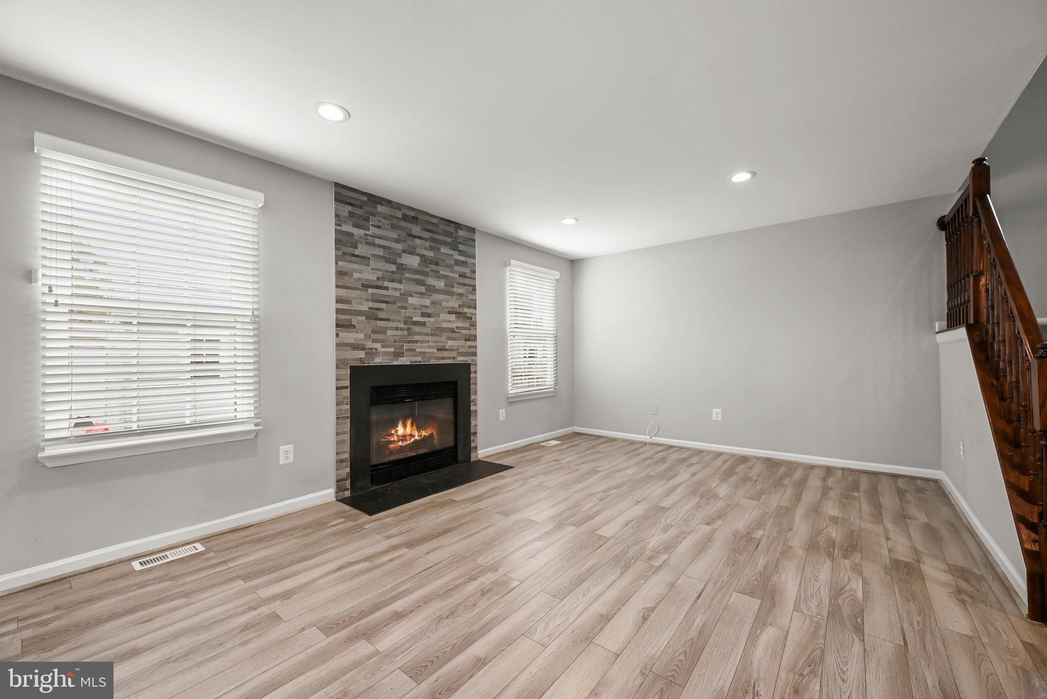BLOOMINGDALE HEIGHTS - Residential