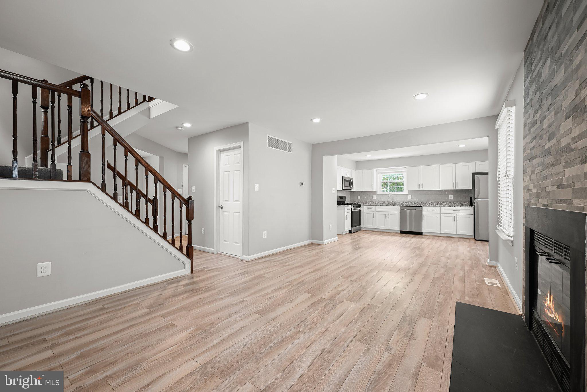 BLOOMINGDALE HEIGHTS - Residential