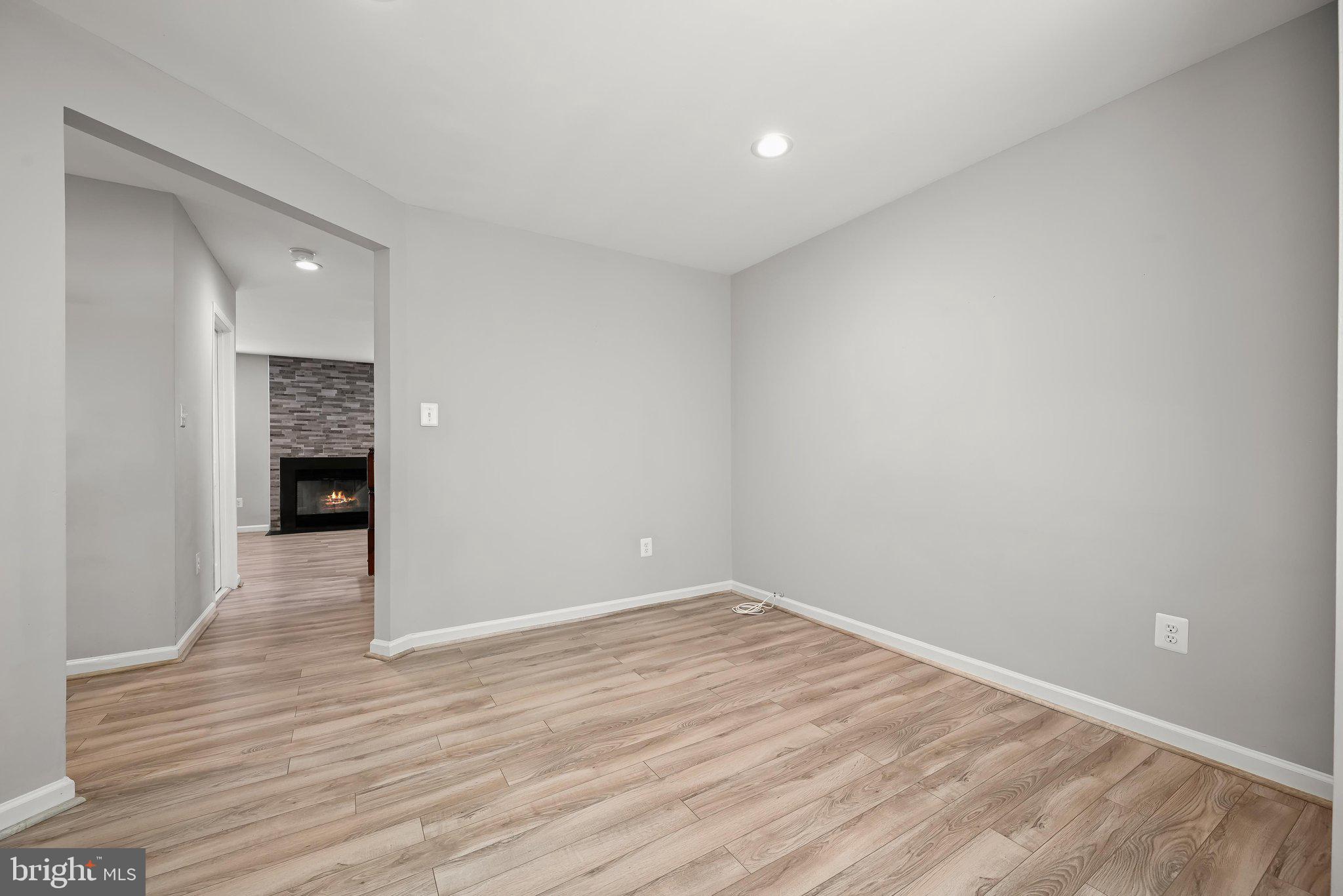 BLOOMINGDALE HEIGHTS - Residential