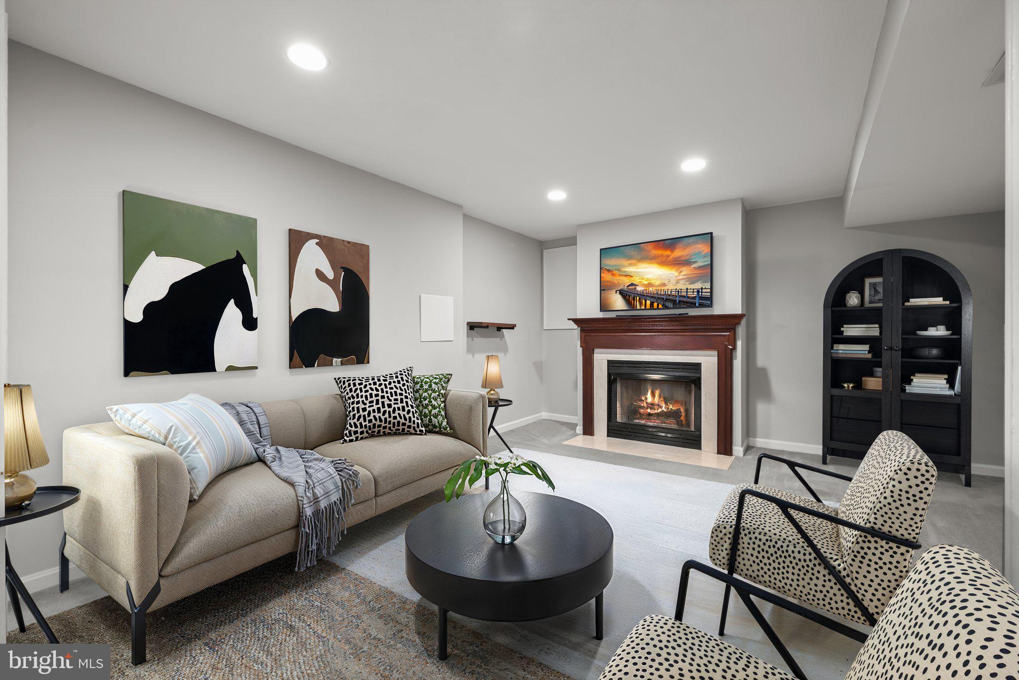 BLOOMINGDALE HEIGHTS - Residential