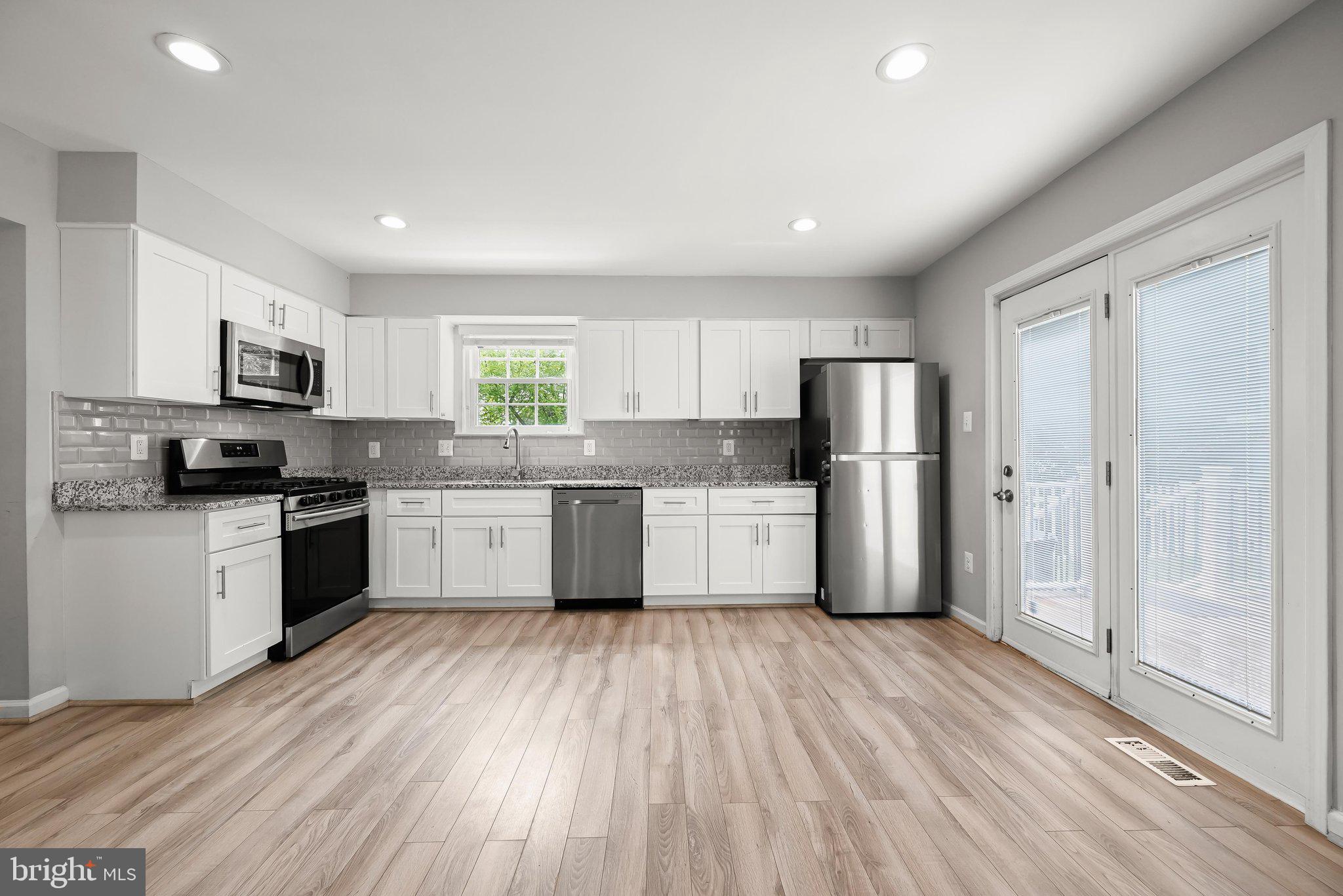 BLOOMINGDALE HEIGHTS - Residential