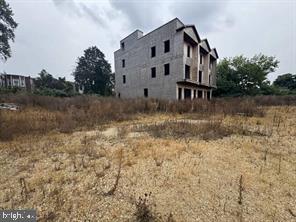 MT AIRY (EAST) - Land