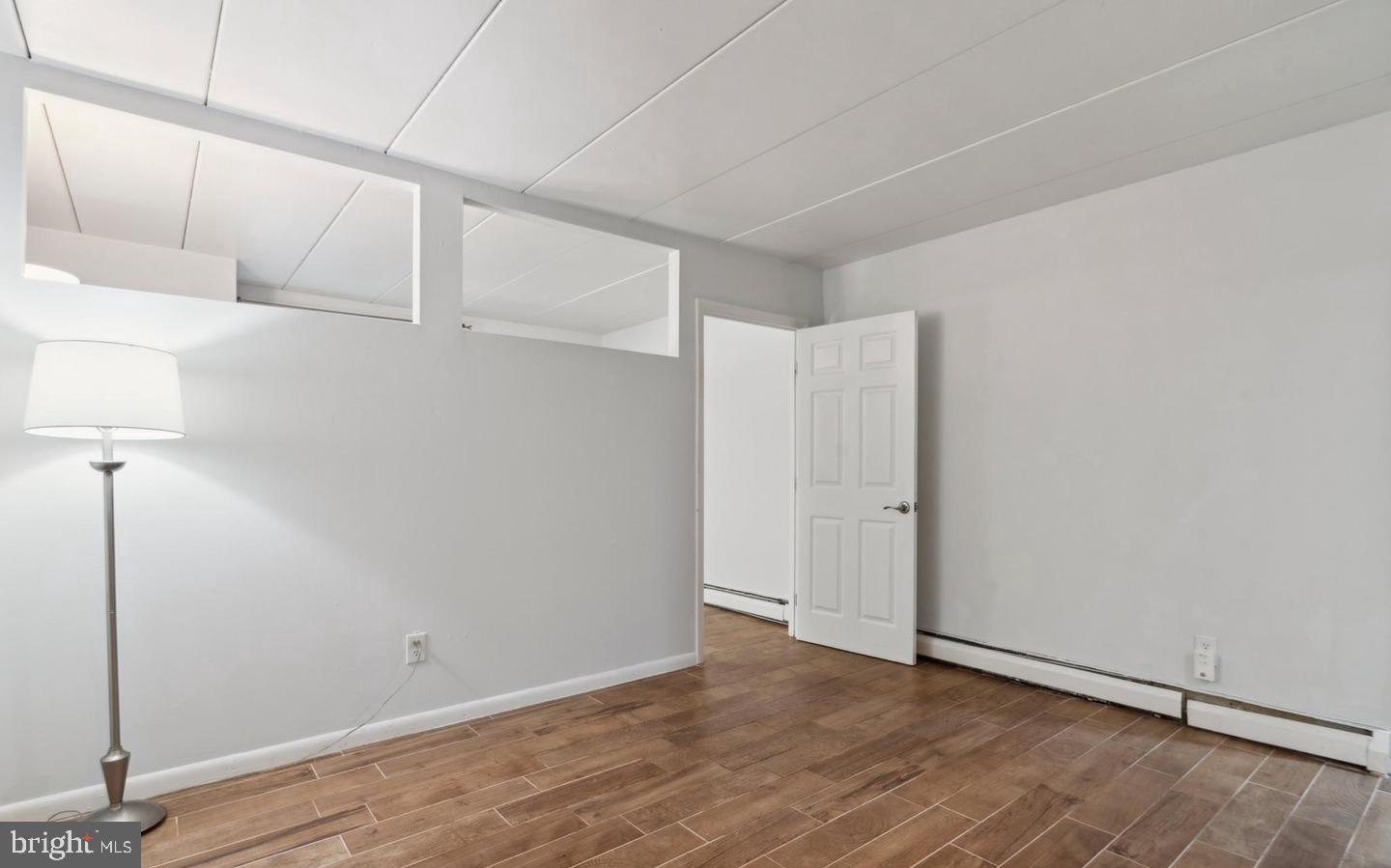 MEADOW WOOD - Residential