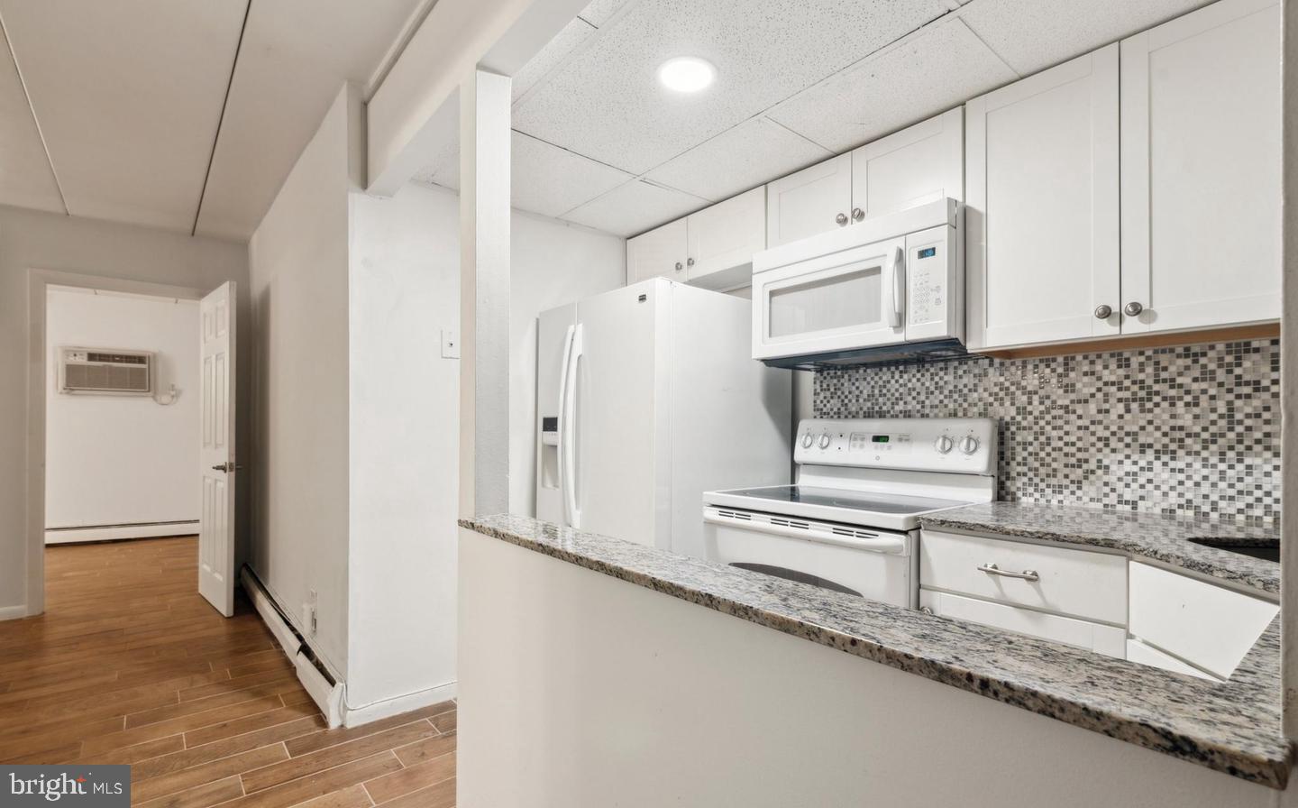 MEADOW WOOD - Residential