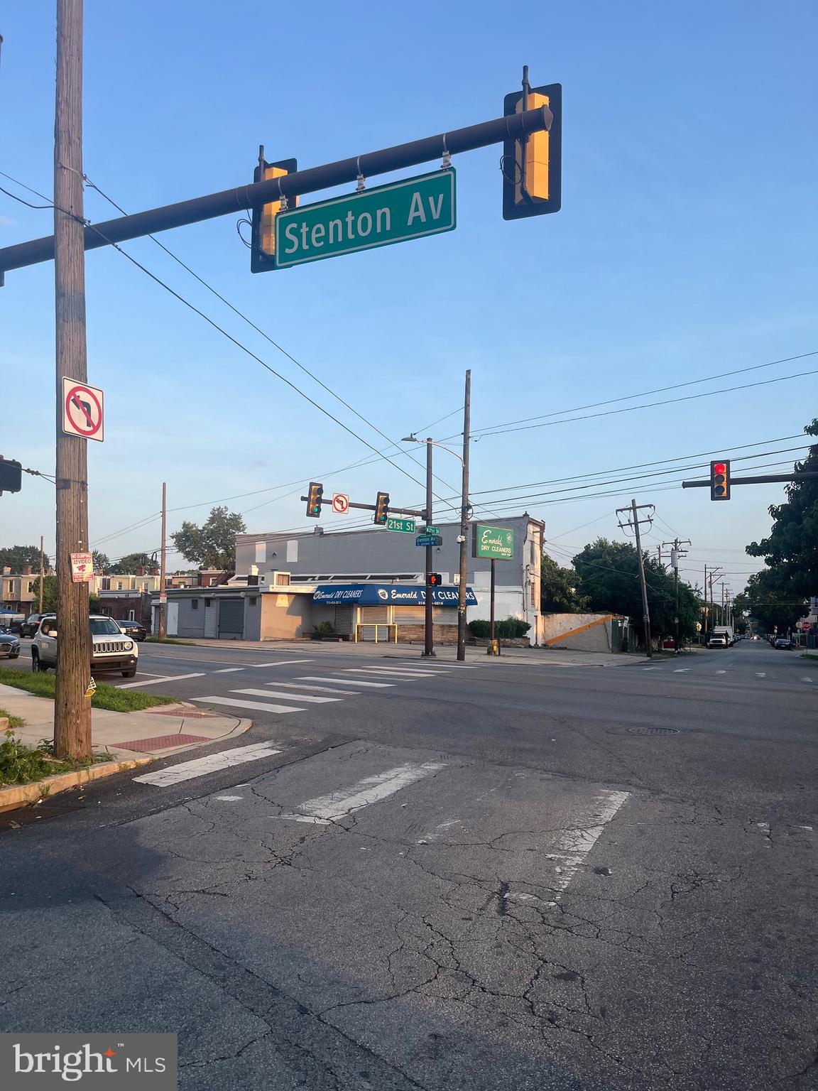EAST OAK LANE - Commercial Sale