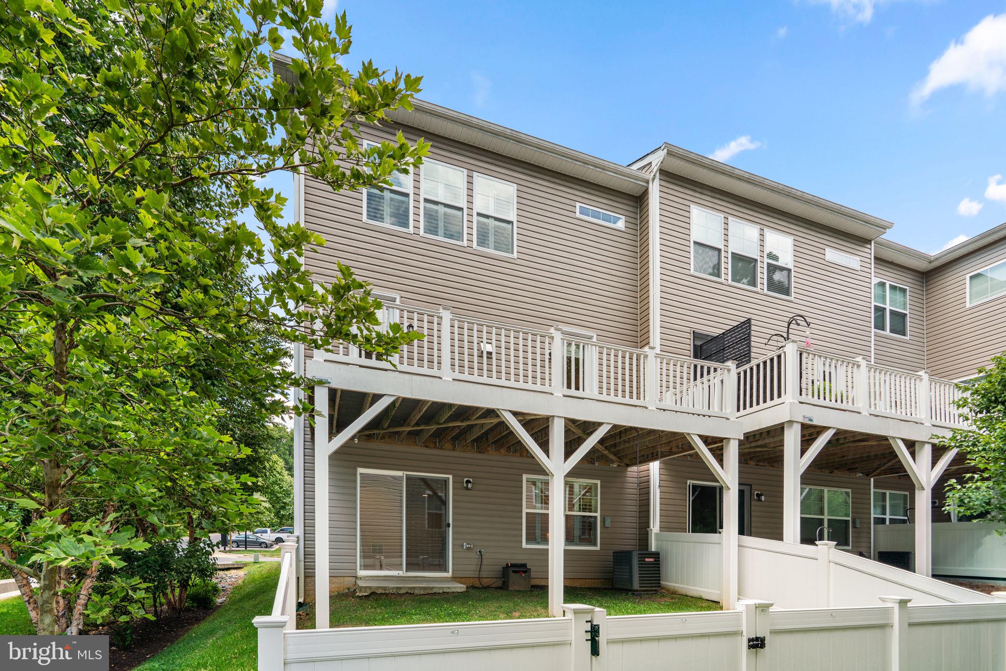 ARNOLD RIDGE - Residential