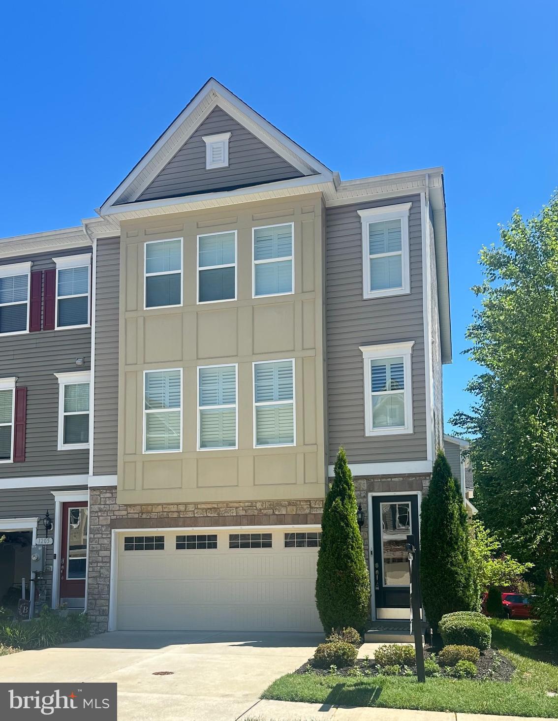 ARNOLD RIDGE - Residential