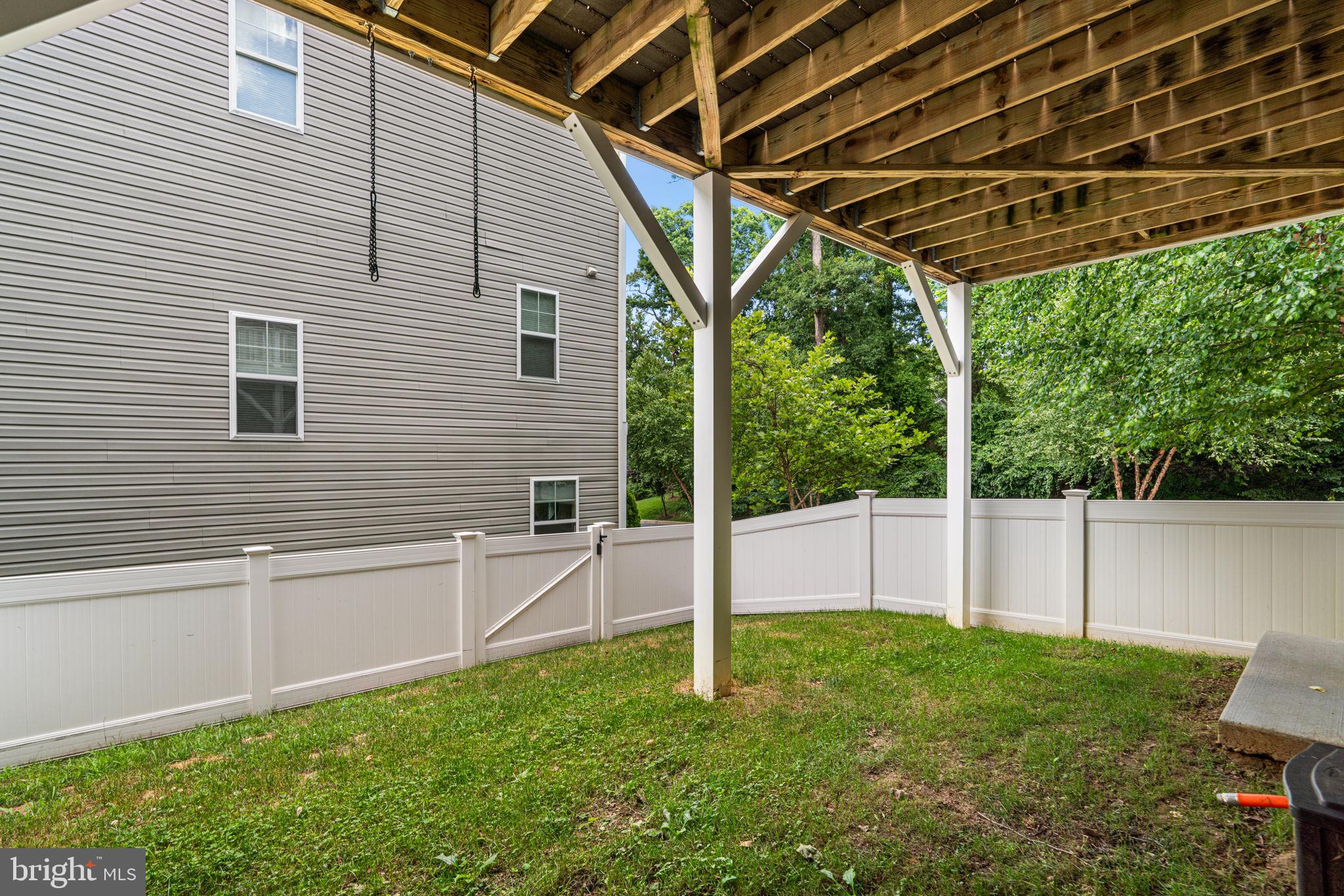 ARNOLD RIDGE - Residential