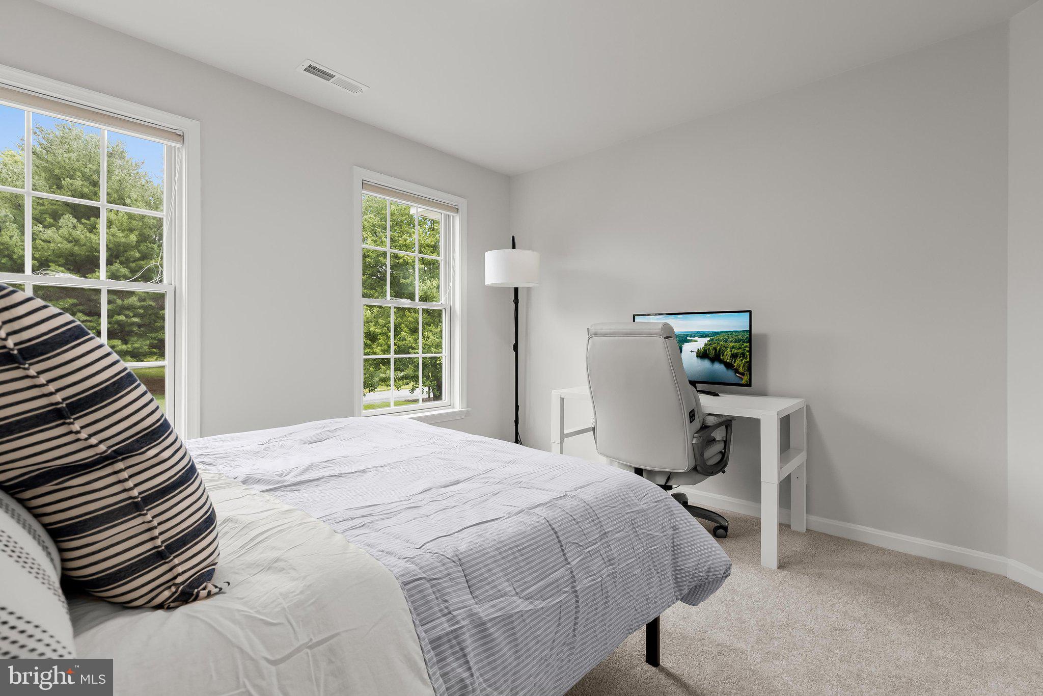 HURLINE FARMS - Residential