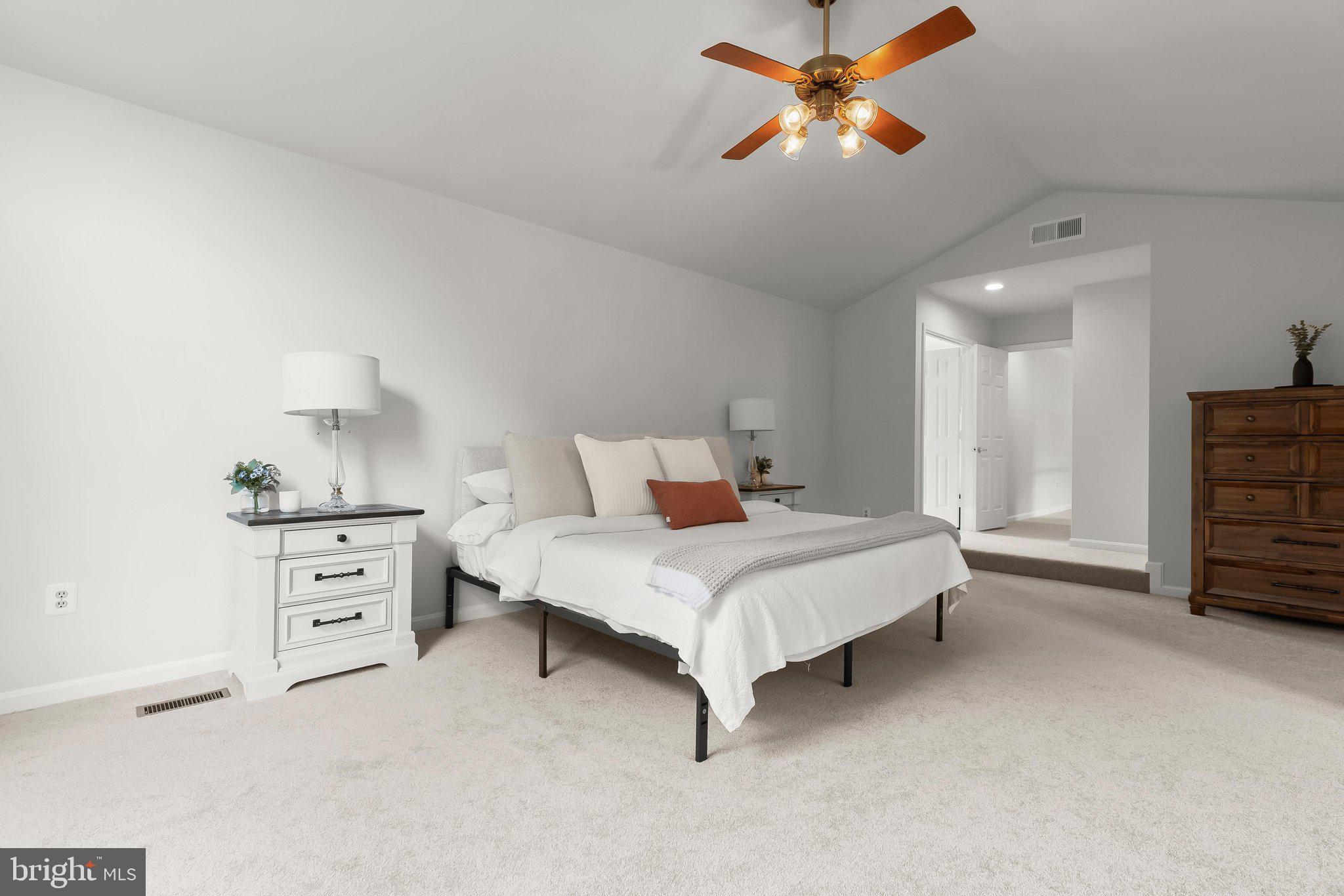 HURLINE FARMS - Residential