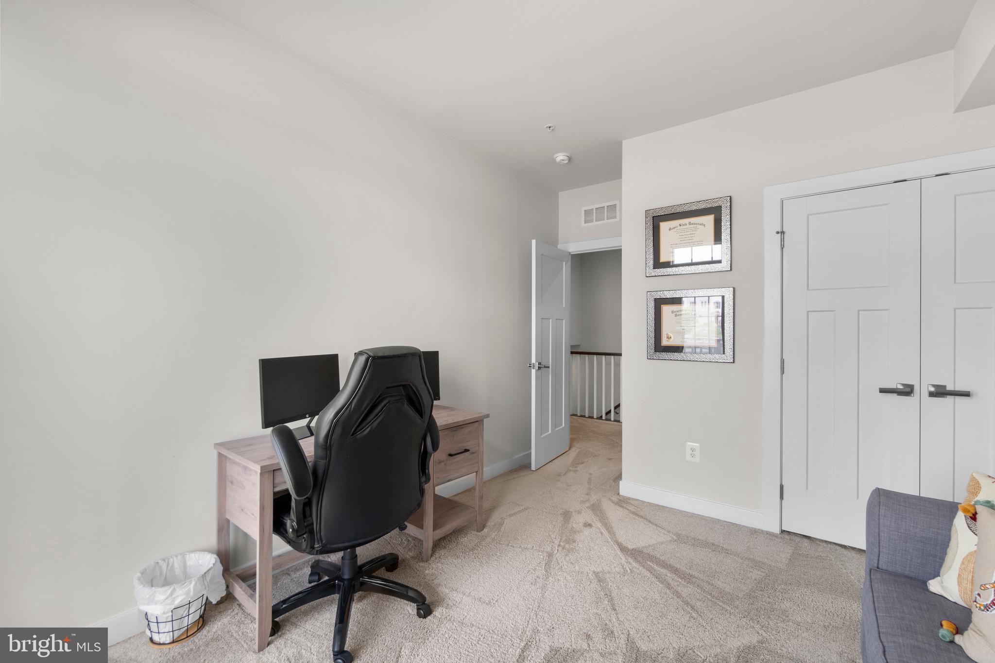 OAKDALE VILLAGE - Residential