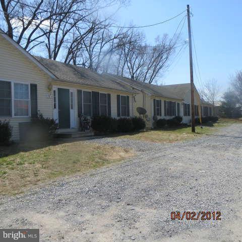 3 duplex units with 3 bedrooms and 2 baths located in Inwood. Close to shopping, schools and restaurants. Convenient to I81, Rt 11 and Rt 51. Great investment property!