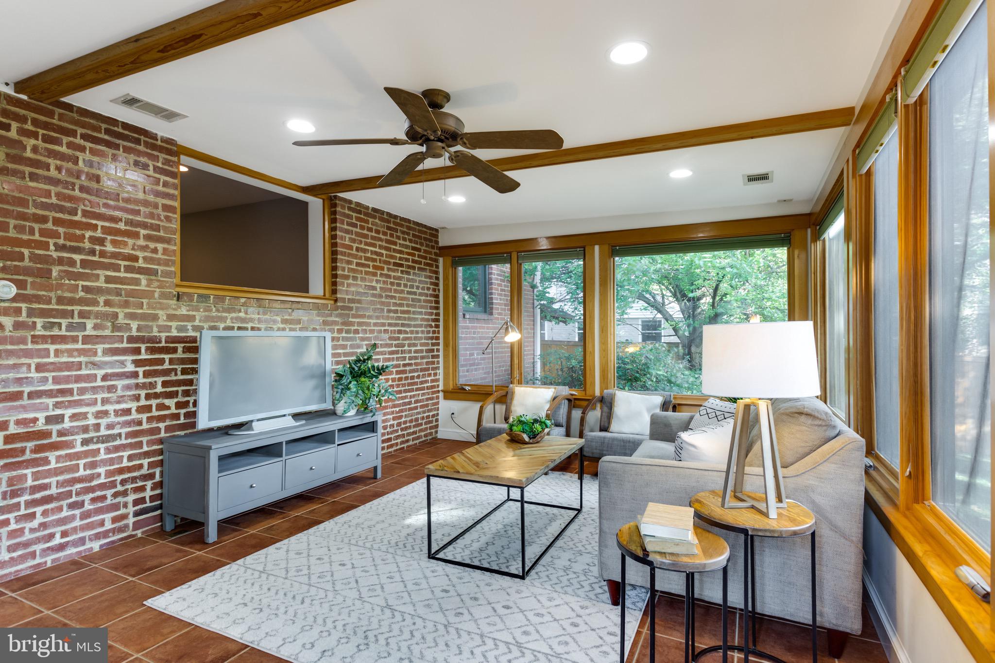 VIRGINIA TERRACE - Residential