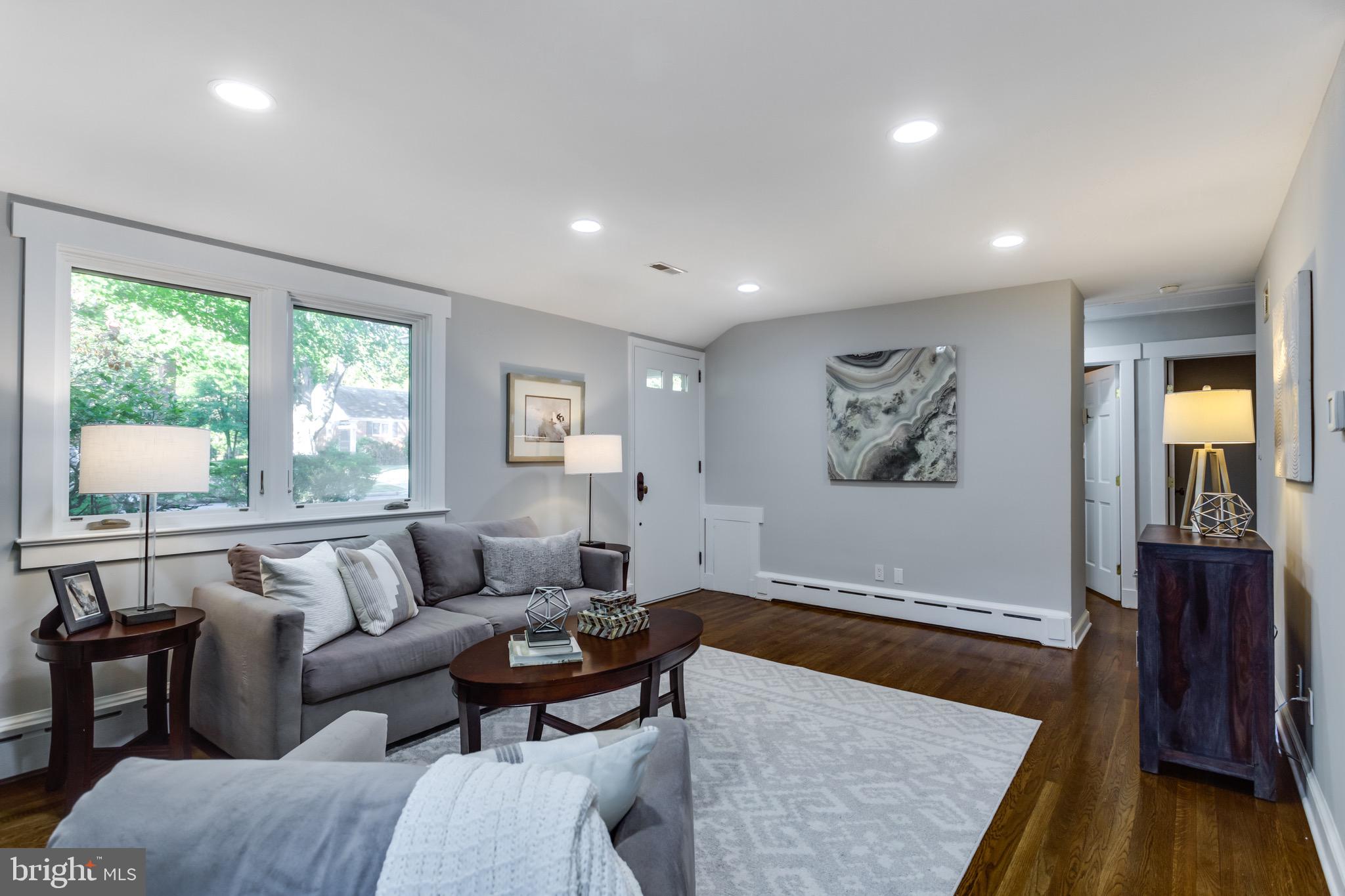 VIRGINIA TERRACE - Residential