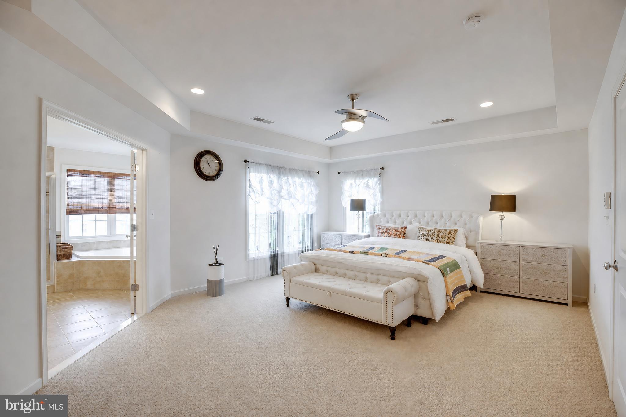 STRATSHIRE CROSSING - Residential