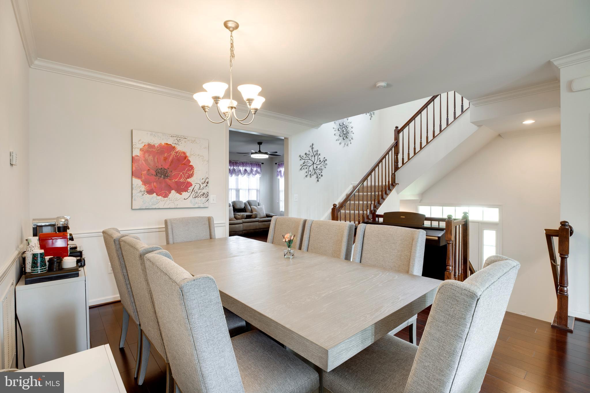 STRATSHIRE CROSSING - Residential