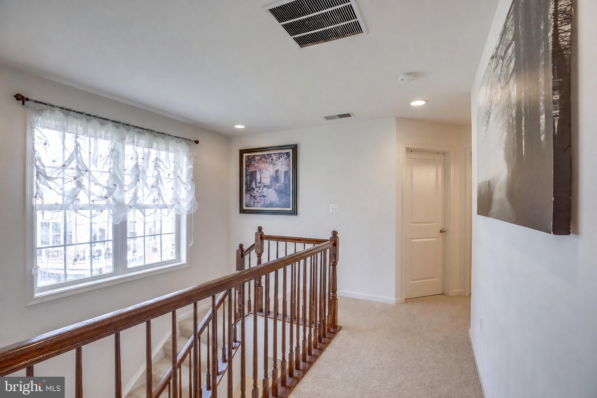 STRATSHIRE CROSSING - Residential
