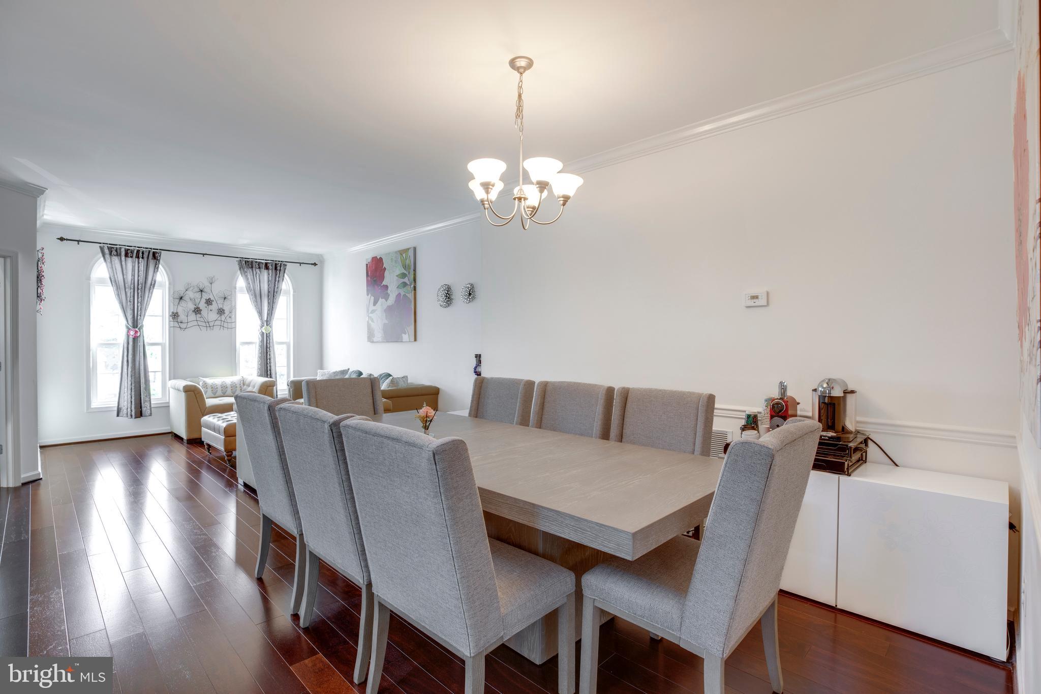 STRATSHIRE CROSSING - Residential