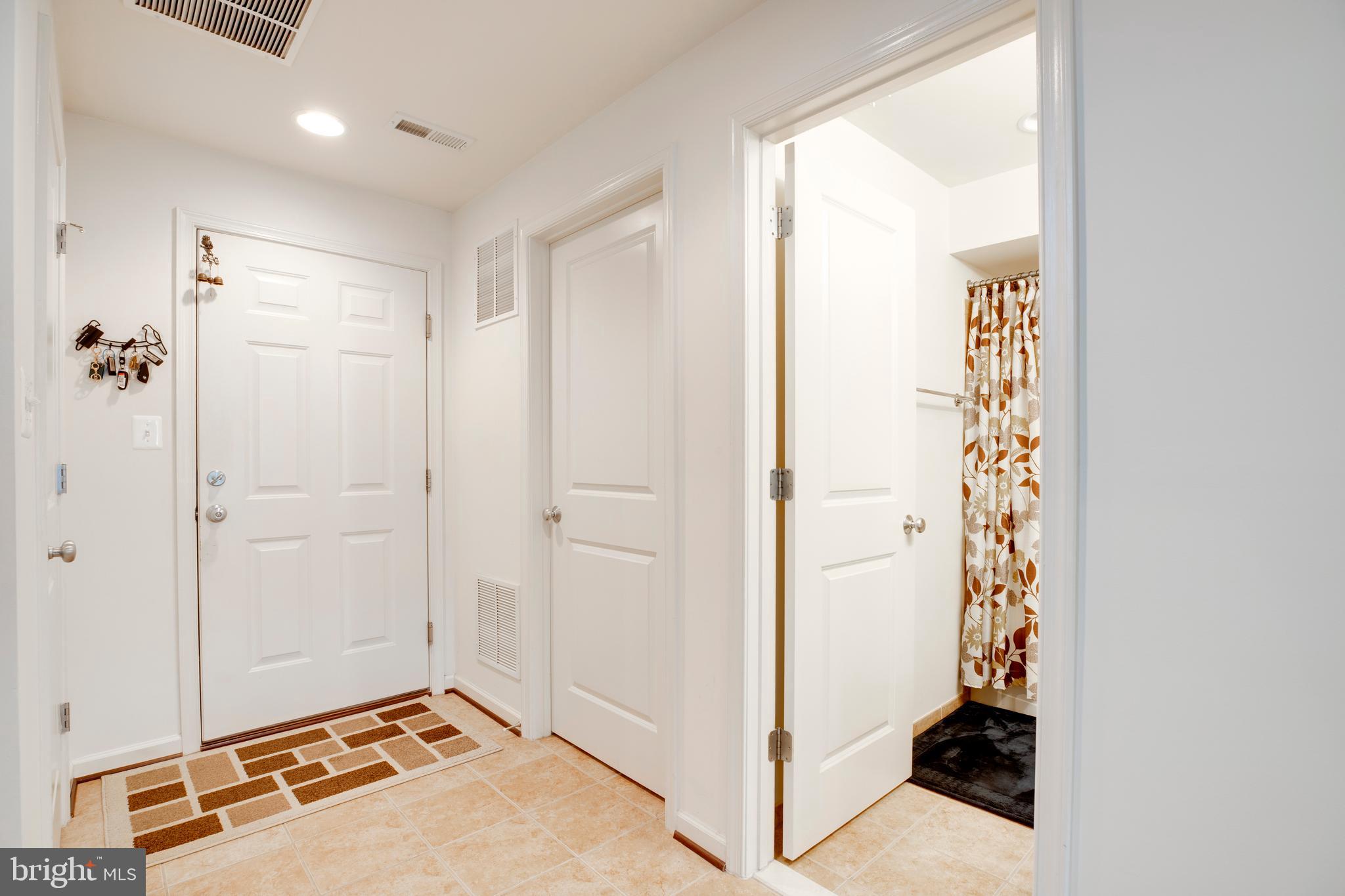 STRATSHIRE CROSSING - Residential