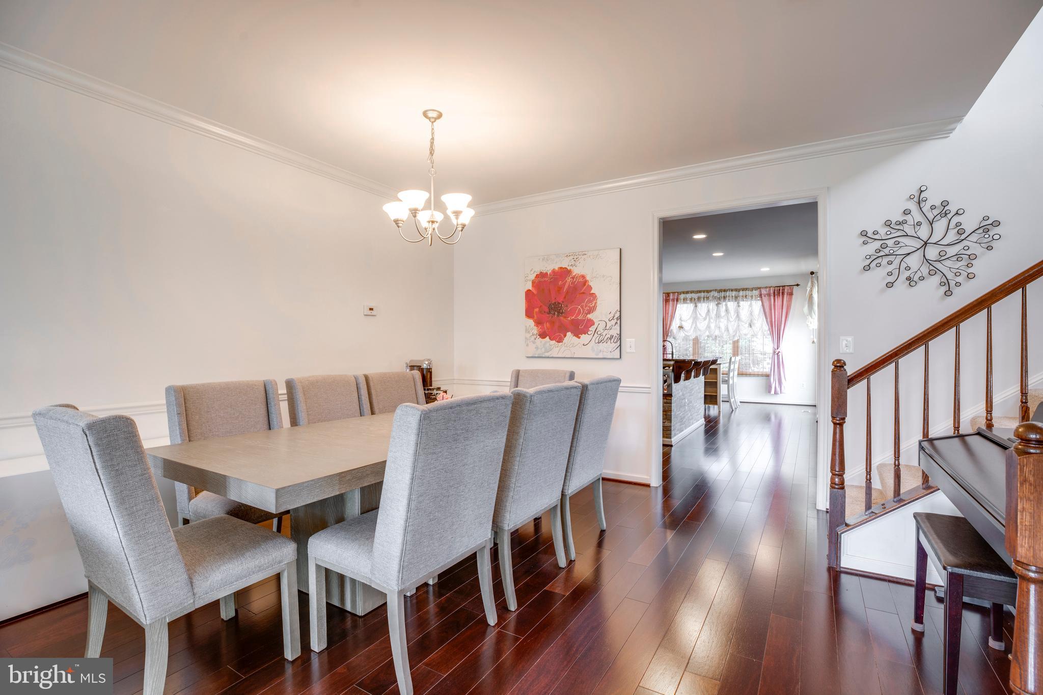 STRATSHIRE CROSSING - Residential