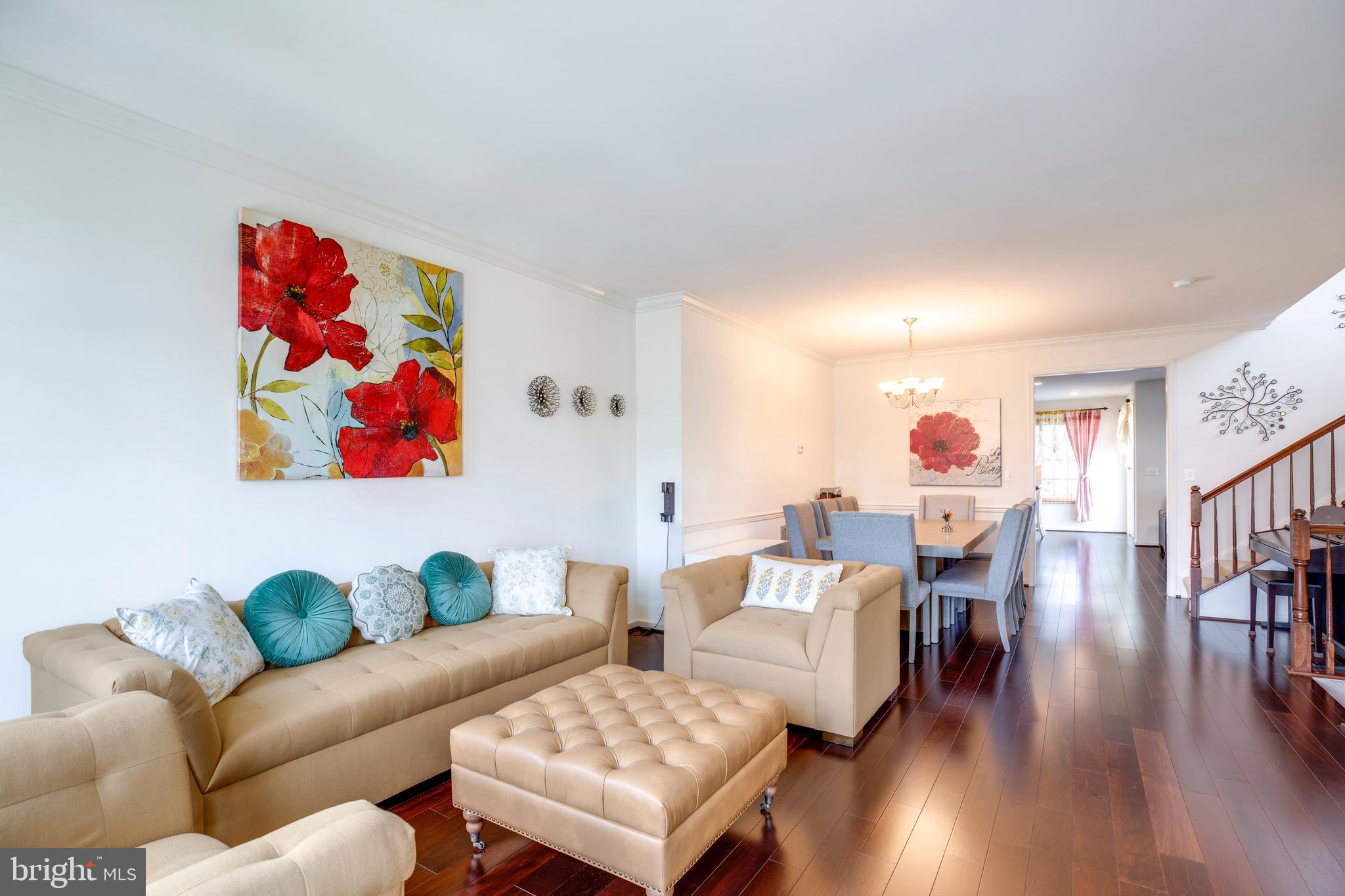 STRATSHIRE CROSSING - Residential