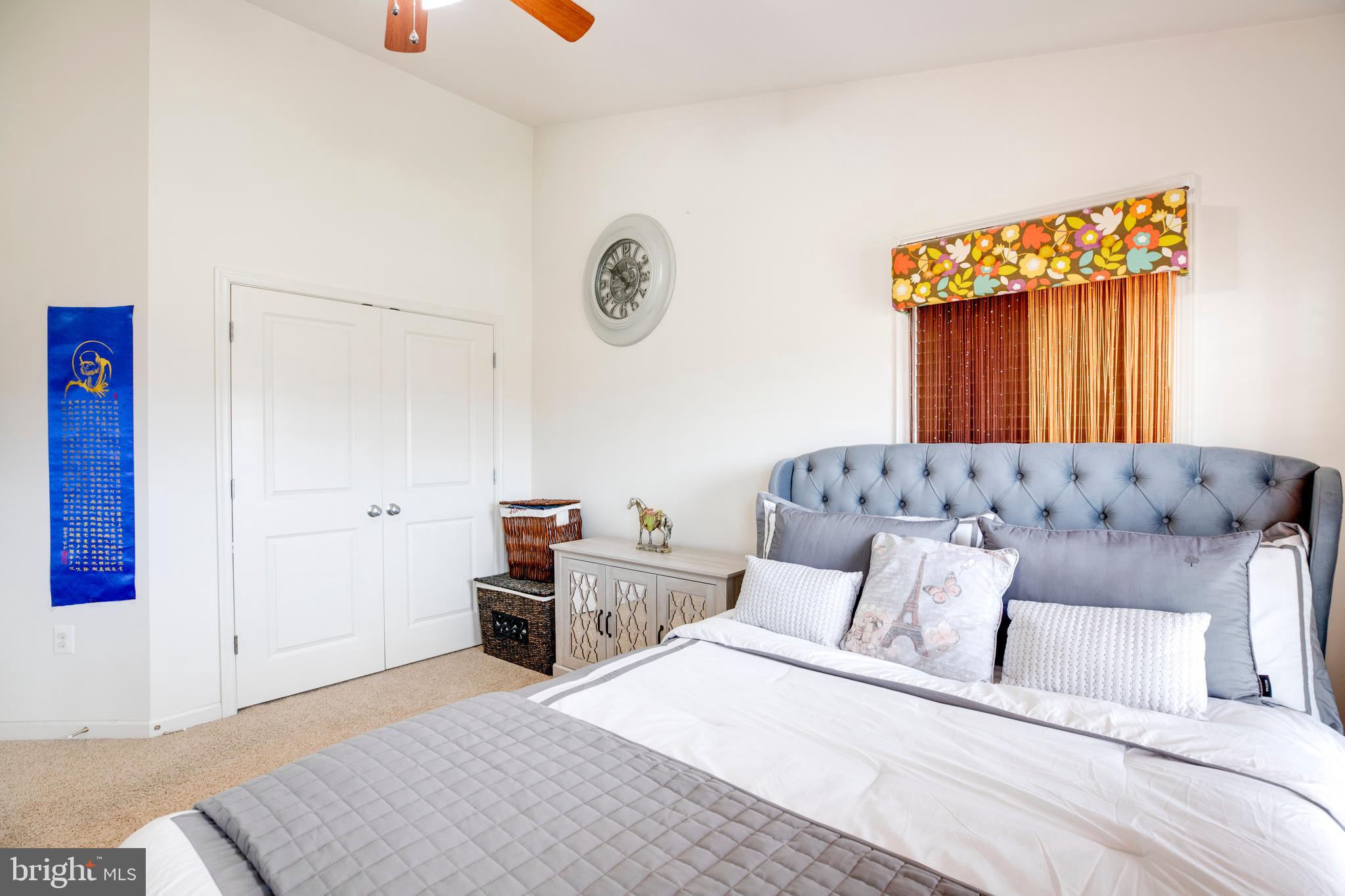 STRATSHIRE CROSSING - Residential