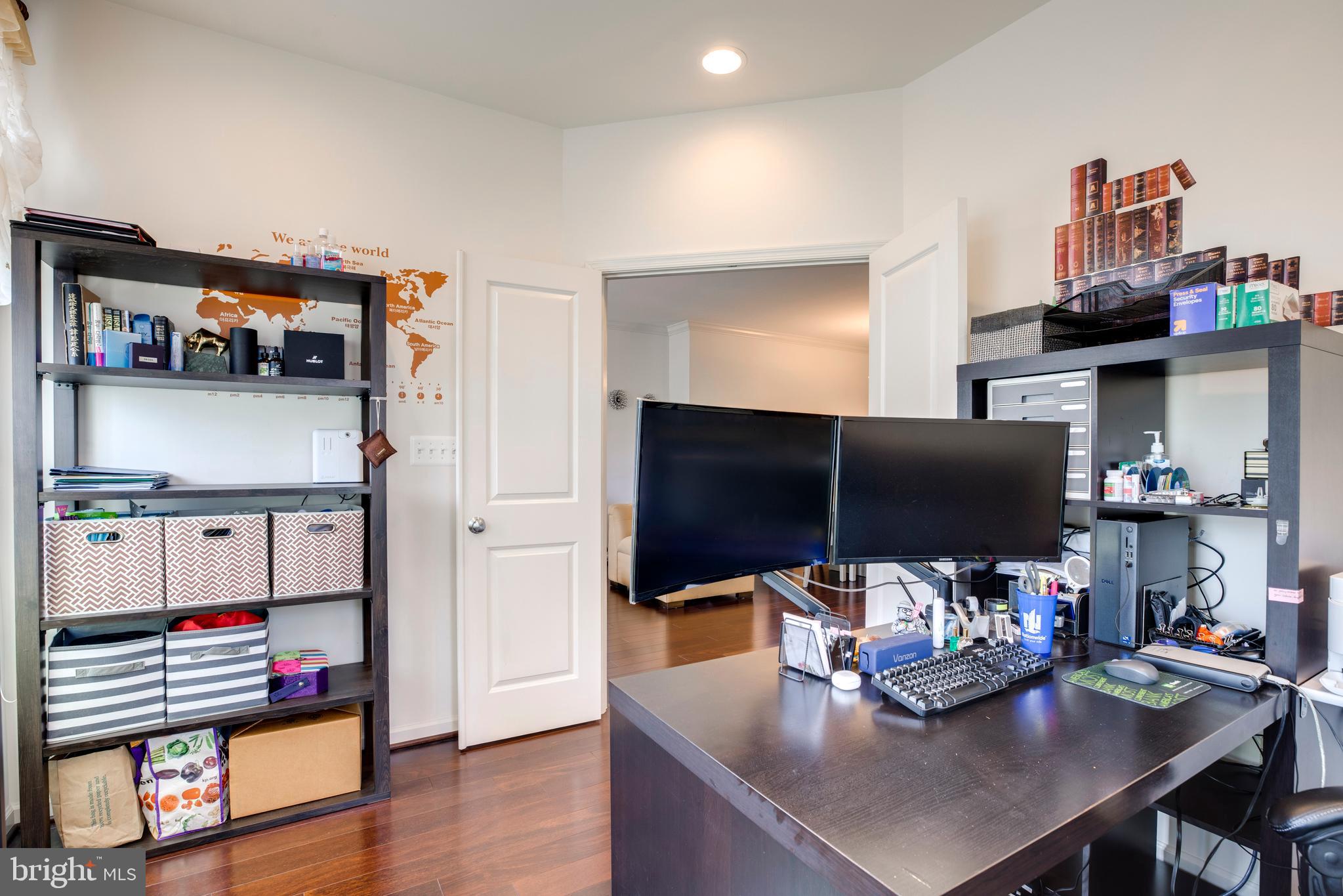 STRATSHIRE CROSSING - Residential