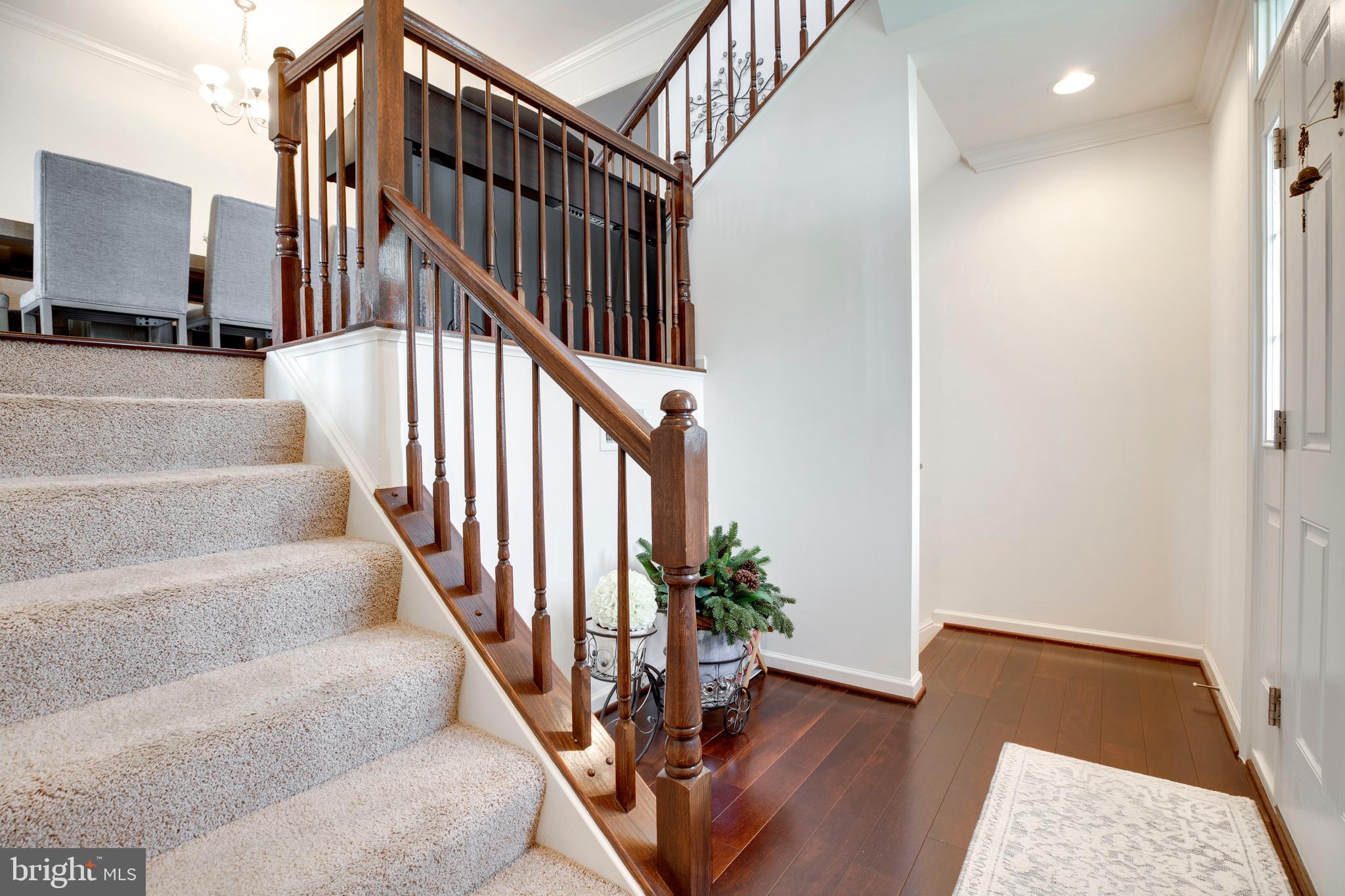 STRATSHIRE CROSSING - Residential