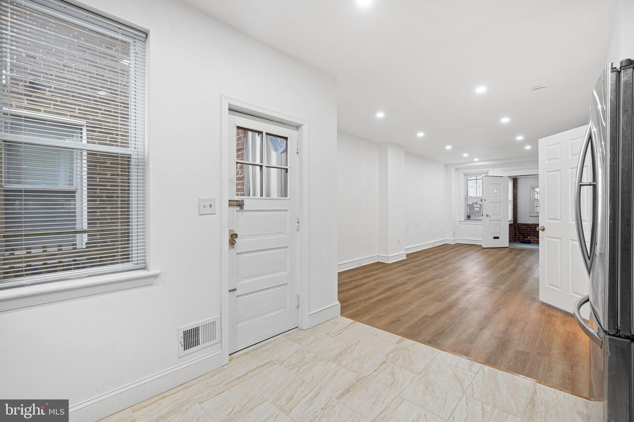 PHILADELPHIA (NORTHEAST) - Residential