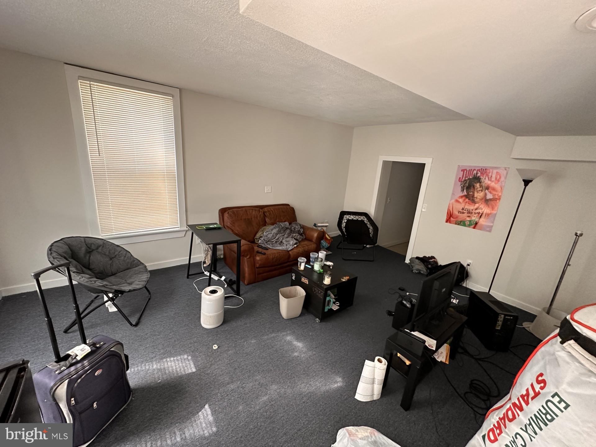 COLLEGE PARK - Residential Income