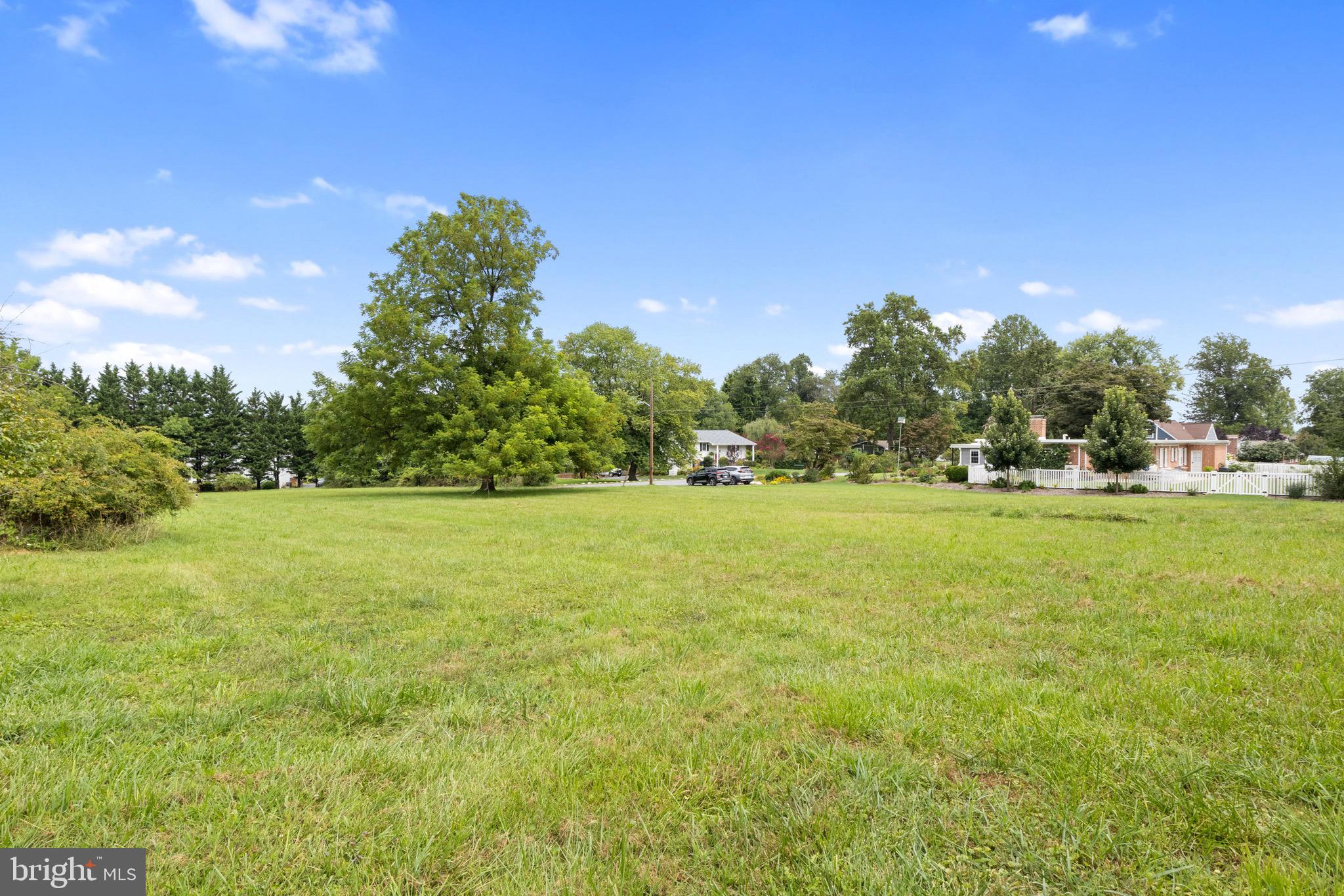 GLYNDON MEADOWS - Residential