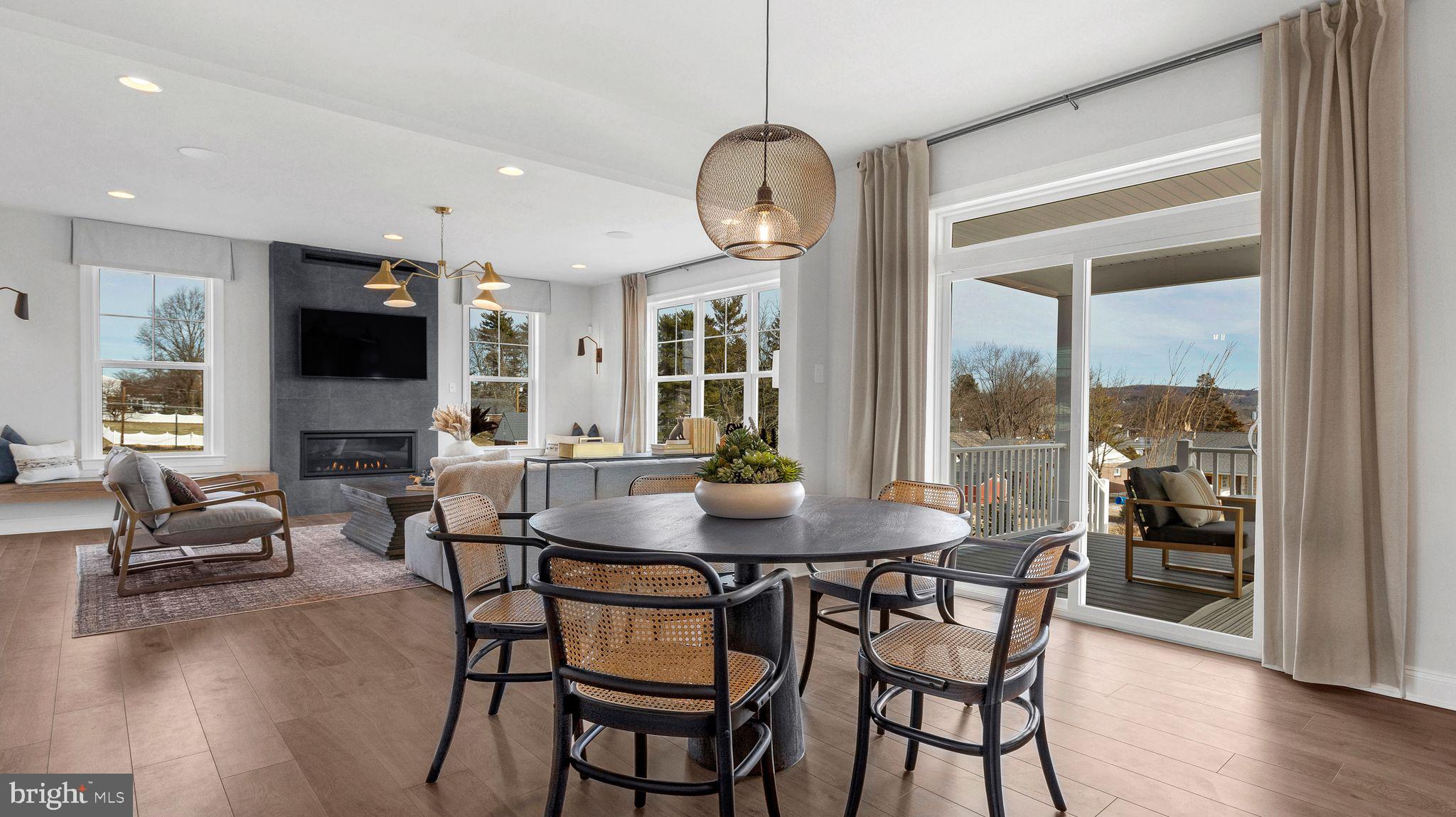 STRAWBERRY HILLS - Residential