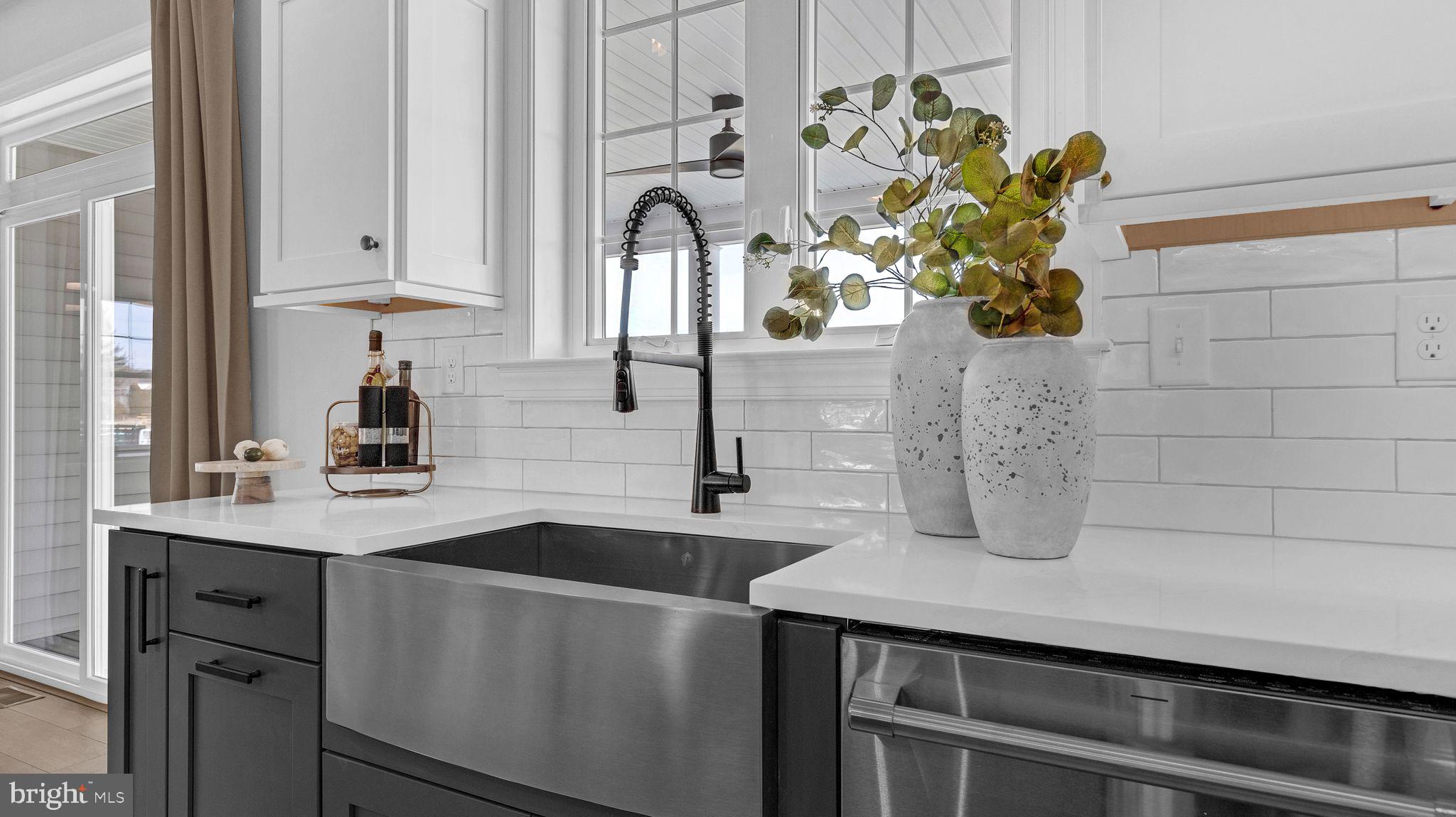 STRAWBERRY HILLS - Residential