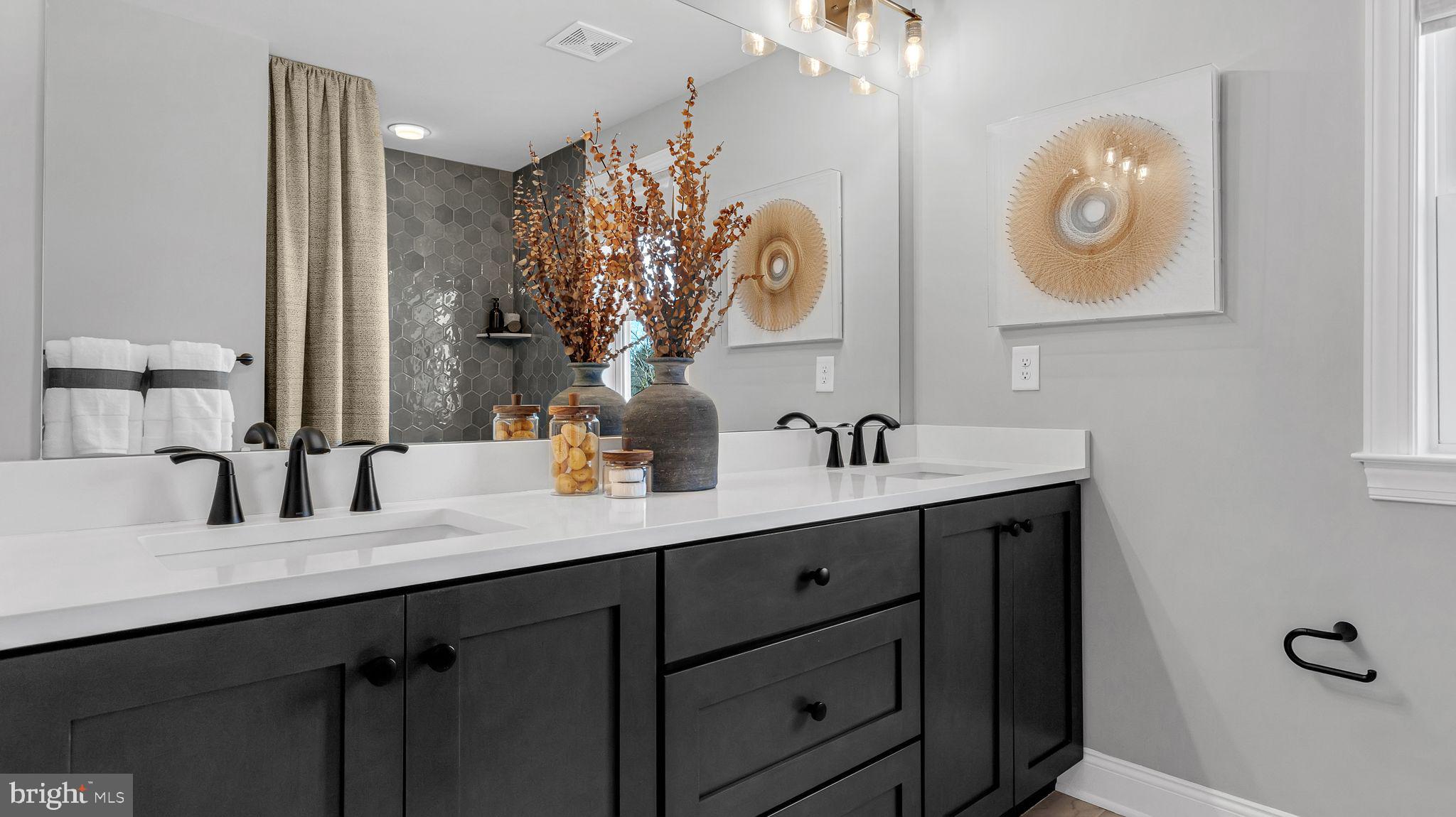 STRAWBERRY HILLS - Residential